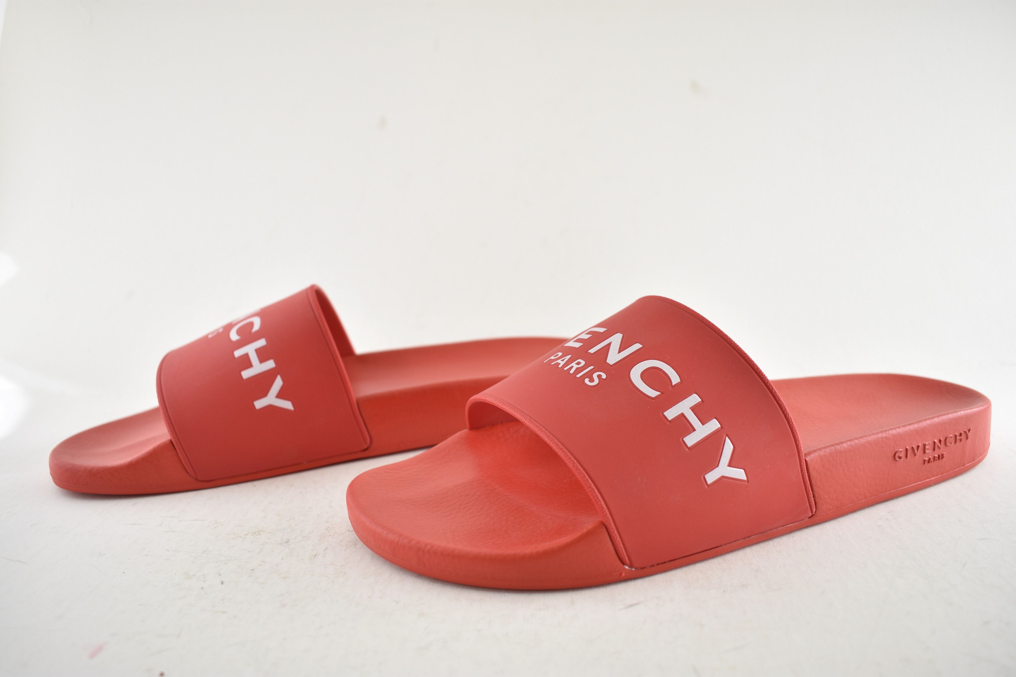 Givenchy Paris White Logo Rubber Pool Slide Sandal Flip Flop 44 11 Size US 11 / EU 44 - 9 Thumbnail