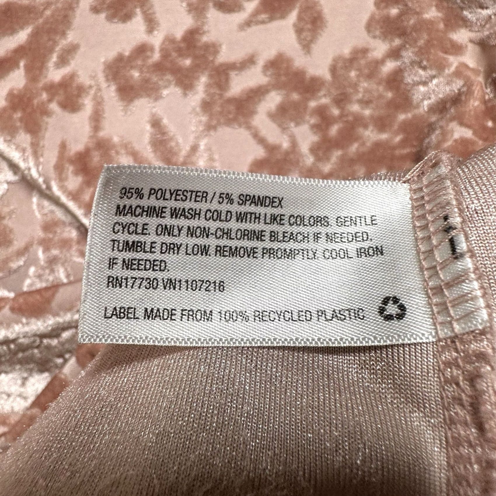 Vintage A New Day Shirt Womens Small Pink Blush Floral Burnout Velvet Bohemian Tee EUC Size S / US 4 / IT 40 - 4 Thumbnail
