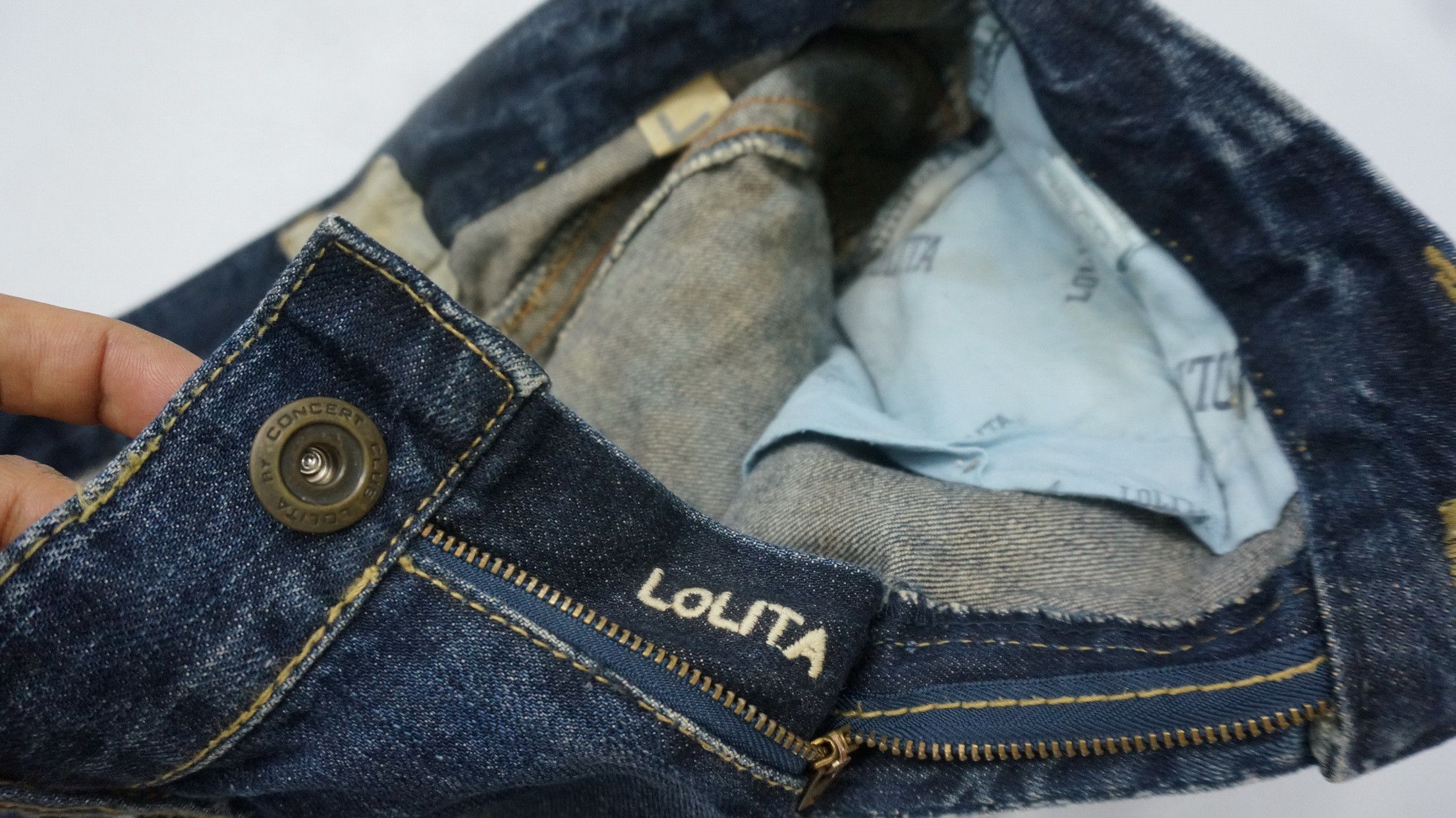 Japanese Brand Vintage 🔥 Yoshitomo Nara x Lolita Distressed Jeans Size US 34 / EU 50 - 12 Thumbnail