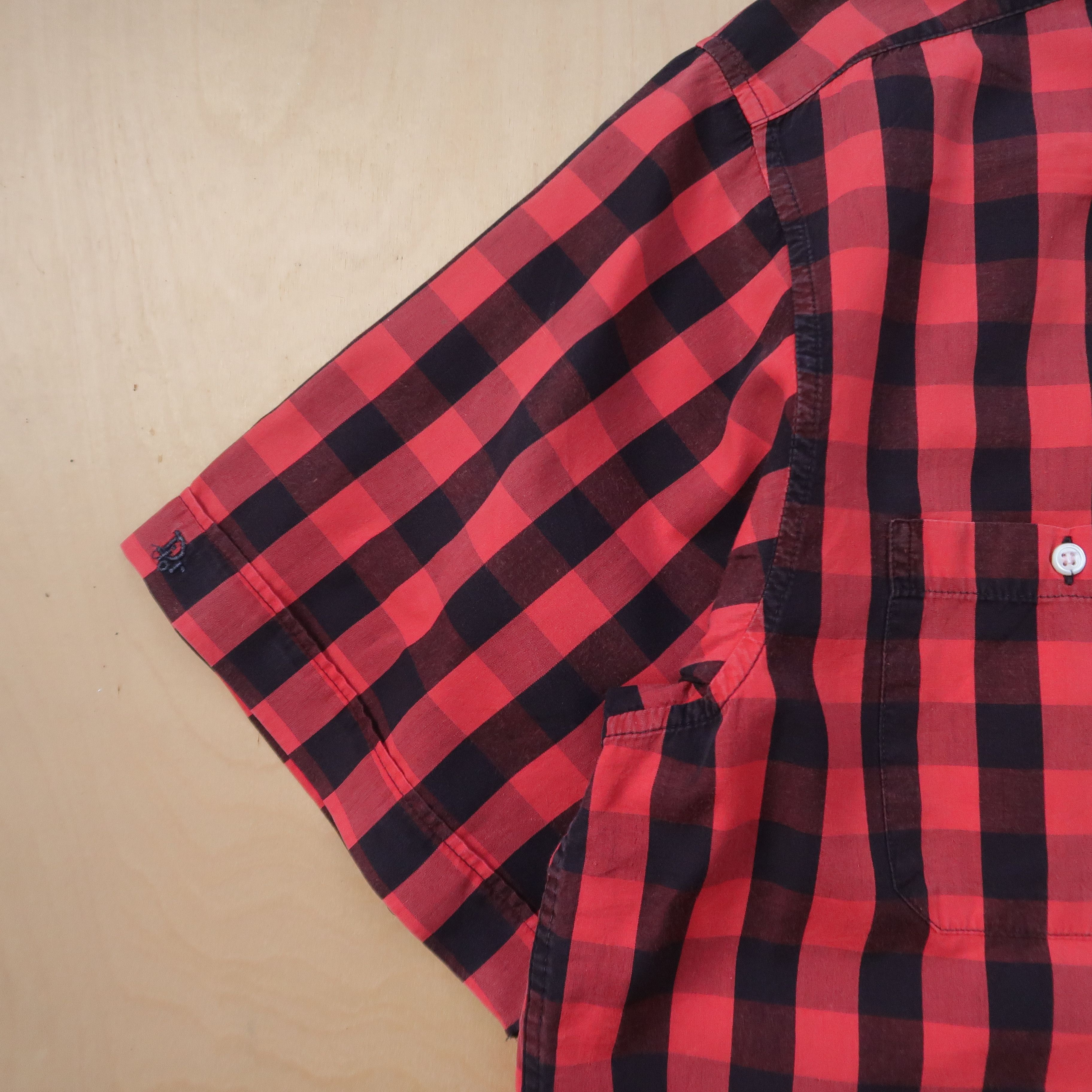 Christian Dior Monsieur Vintage 90s Christian Dior Psychedelic Plaid Boxy Shirt Size US M / EU 48-50 / 2 - 8 Thumbnail
