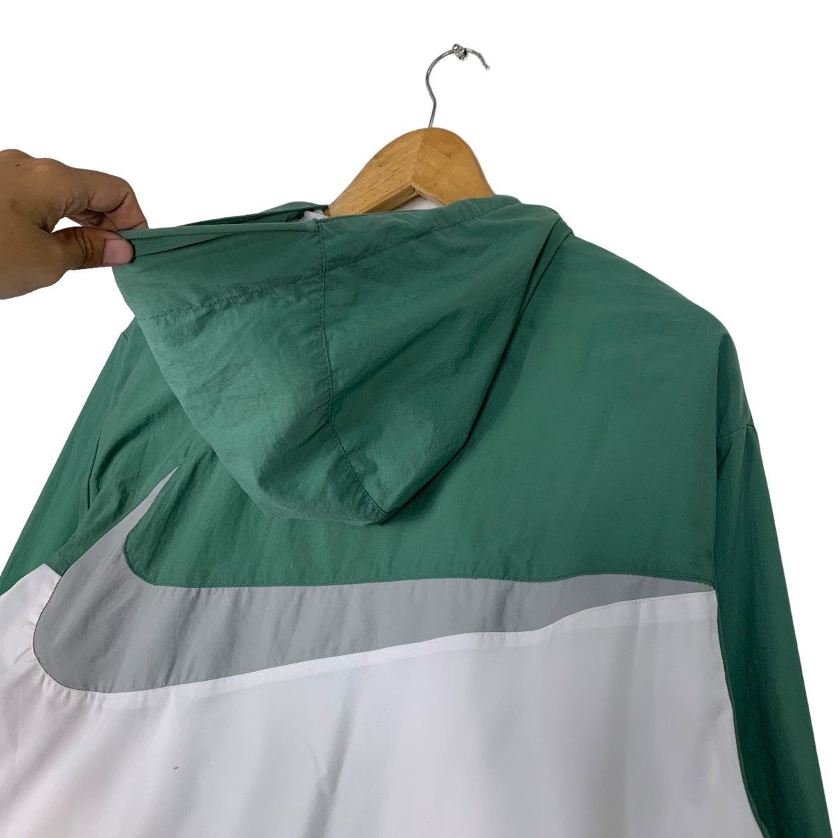 Nike Y2k NIKE Big Swoosh Logo Colorblock Hoodie Jacket #0954-C42 Size US L / EU 52-54 / 3 - 2 Thumbnail