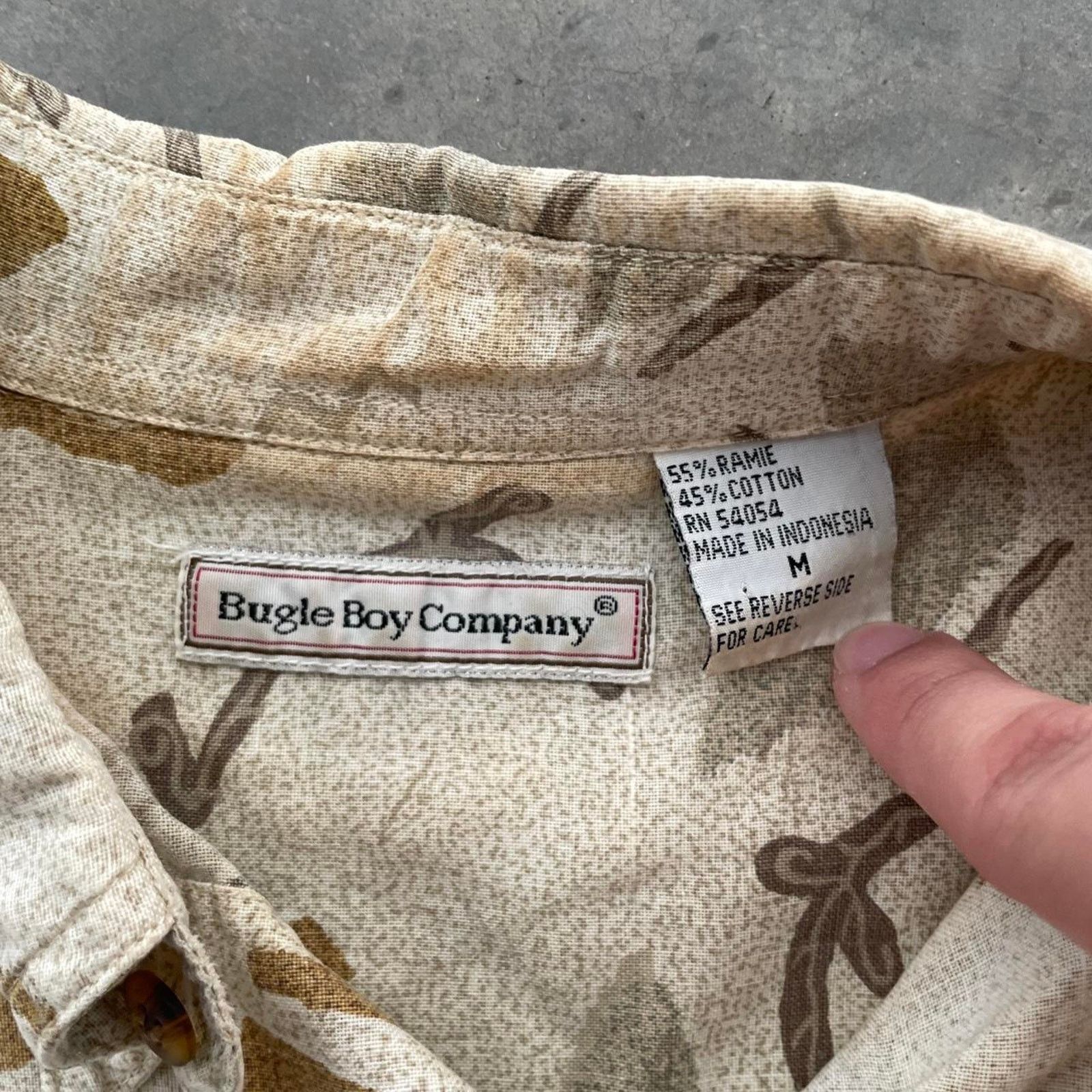 Bugle Boy Vintage Bugle Boy Company Beige Patterned Shirt Size US M / EU 48-50 / 2 - 4 Thumbnail