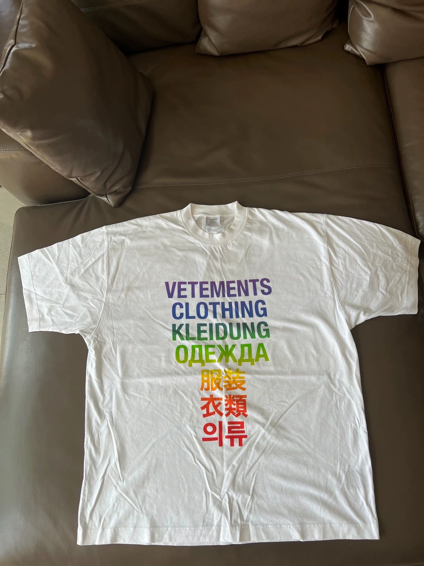 Vetements Vetements Rainbow Clothing Short Sleeves -DMC Size US XS / EU 42 / 0 - 1 Thumbnail