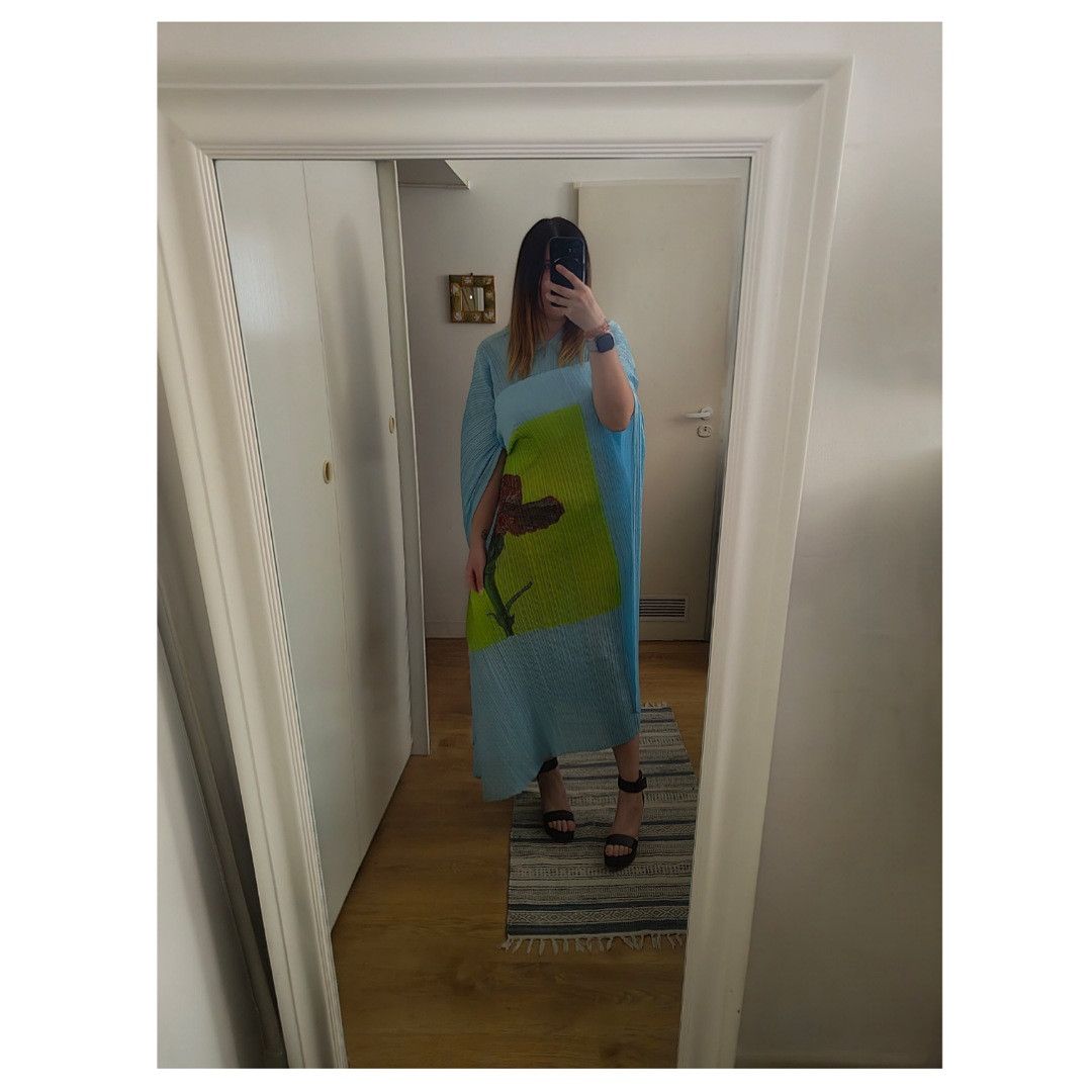 Pleats Please Issey Miyake Pleats Please Mimi Yokoo Carnation Madame T AW00 Size ONE SIZE - 12 Thumbnail