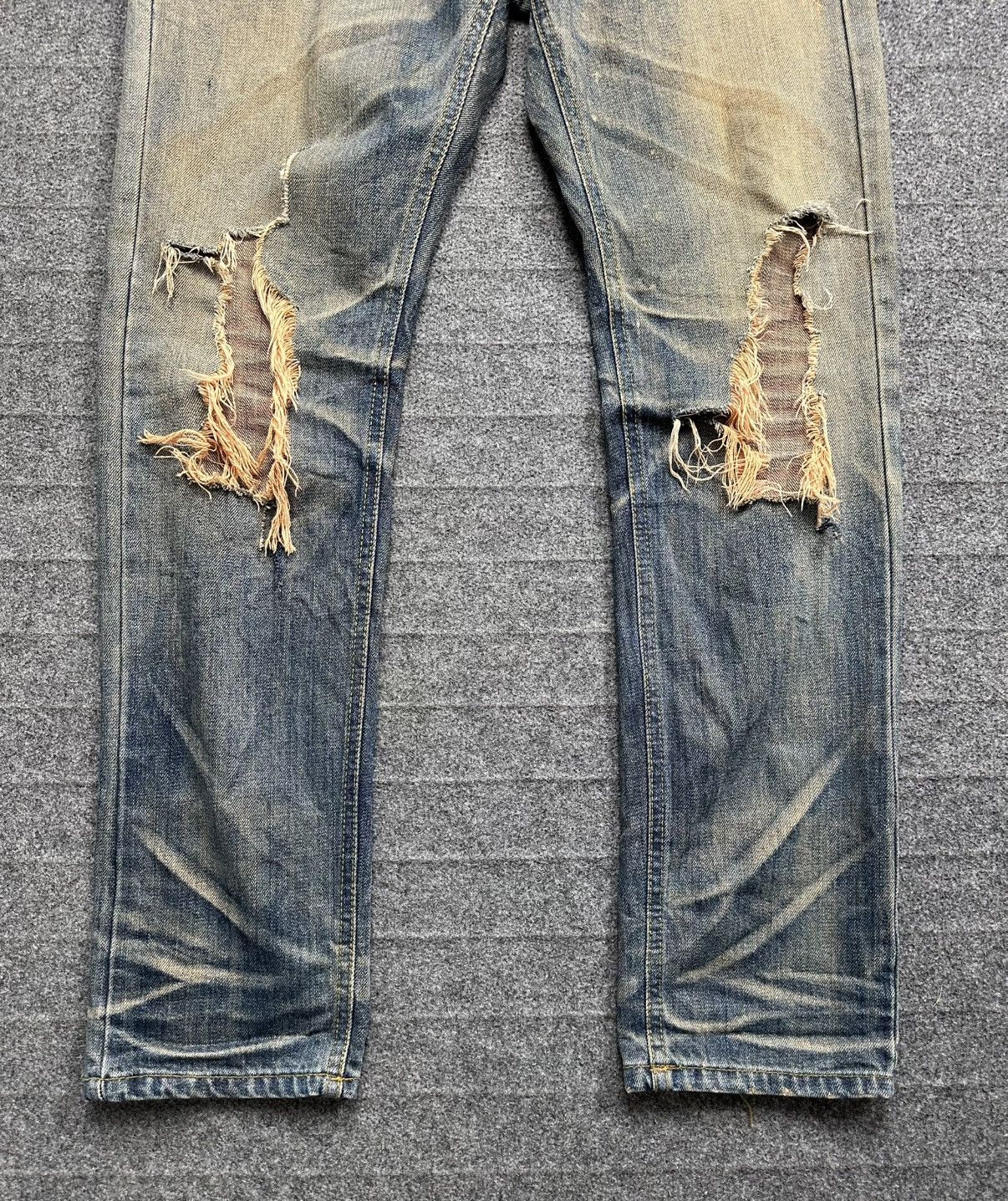 Raf by Raf Simons Raf By Raf Simons - Faded Blue Washed Ripped Knees Denim Size US 33 - 4 Thumbnail