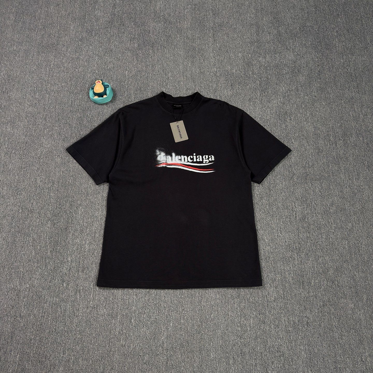 Balenciaga Balenciaga Spray Logo T-Shirt Size XS Size US XS / EU 42 / 0 - 1 Thumbnail