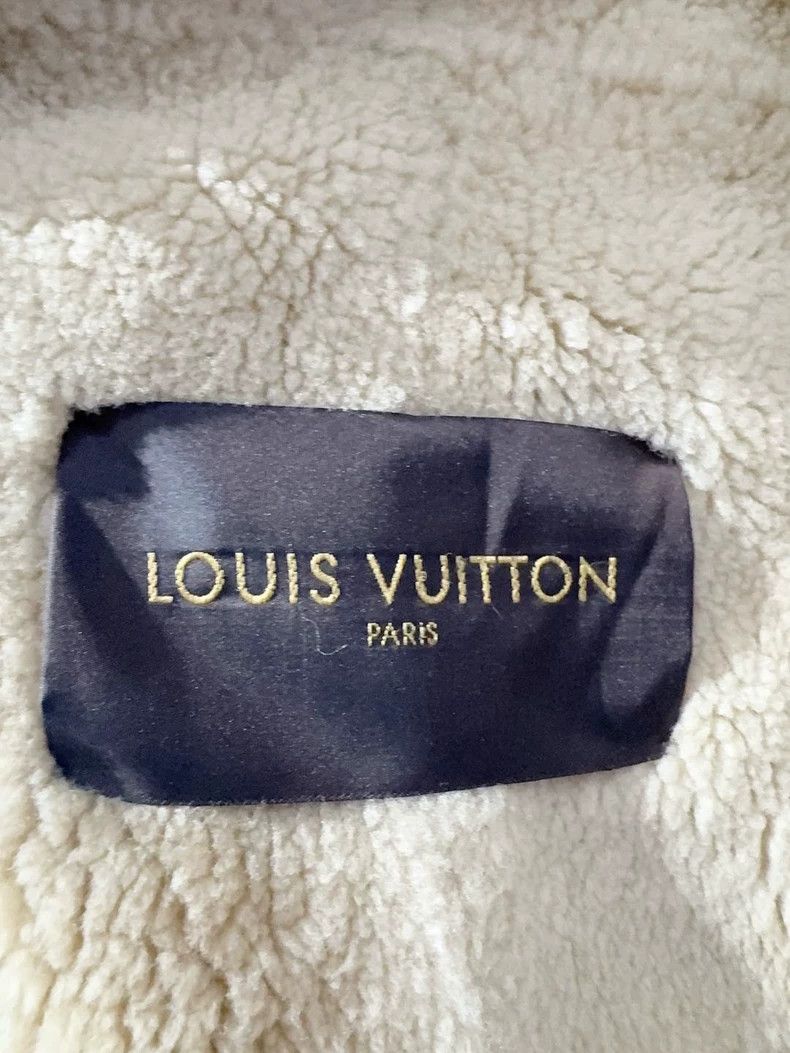 Louis Vuitton Louis Vuitton Tactical Fur One Piece Jacket 2503-Nextarrow Size US L / EU 52-54 / 3 - 7 Thumbnail