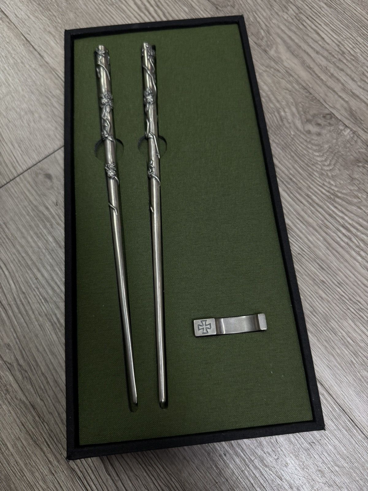 Enfants Riches Deprimes ENFANTS RICHES DÉPRIMÉS Silver Chopsticks Size ONE SIZE - 4 Thumbnail