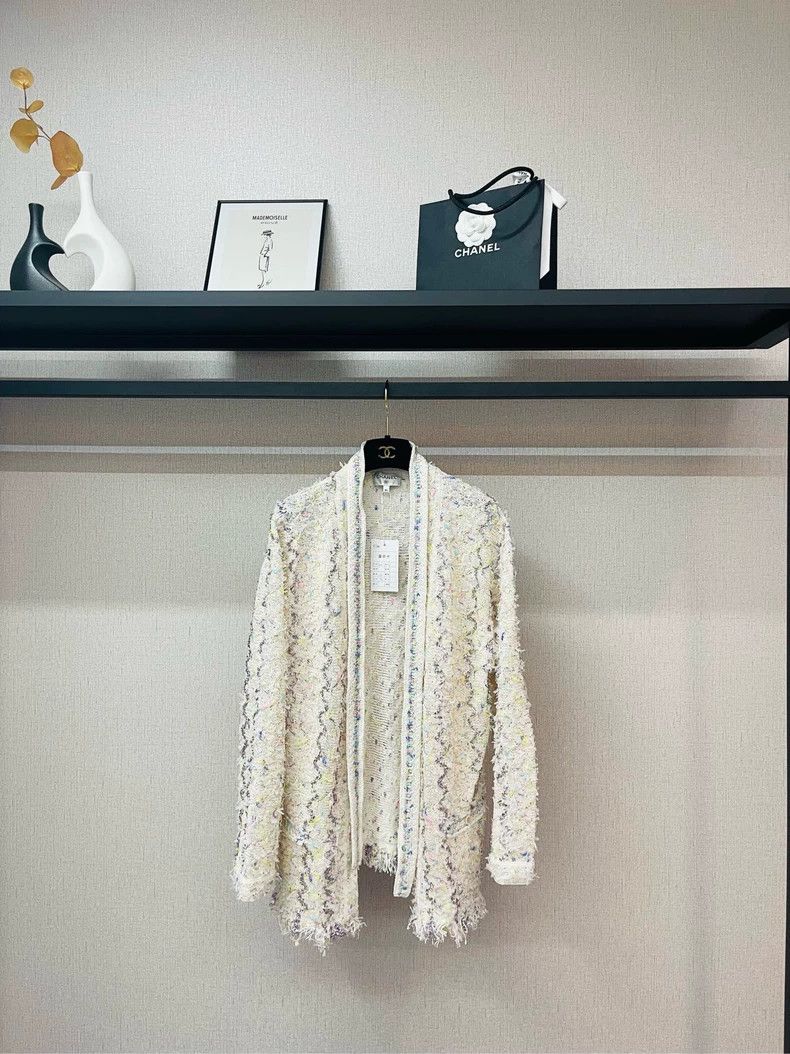 Chanel Chanel 22P shiny silk colored tweed braided cardigan jacket Size XS / US 0-2 / IT 36-38 - 1 Thumbnail