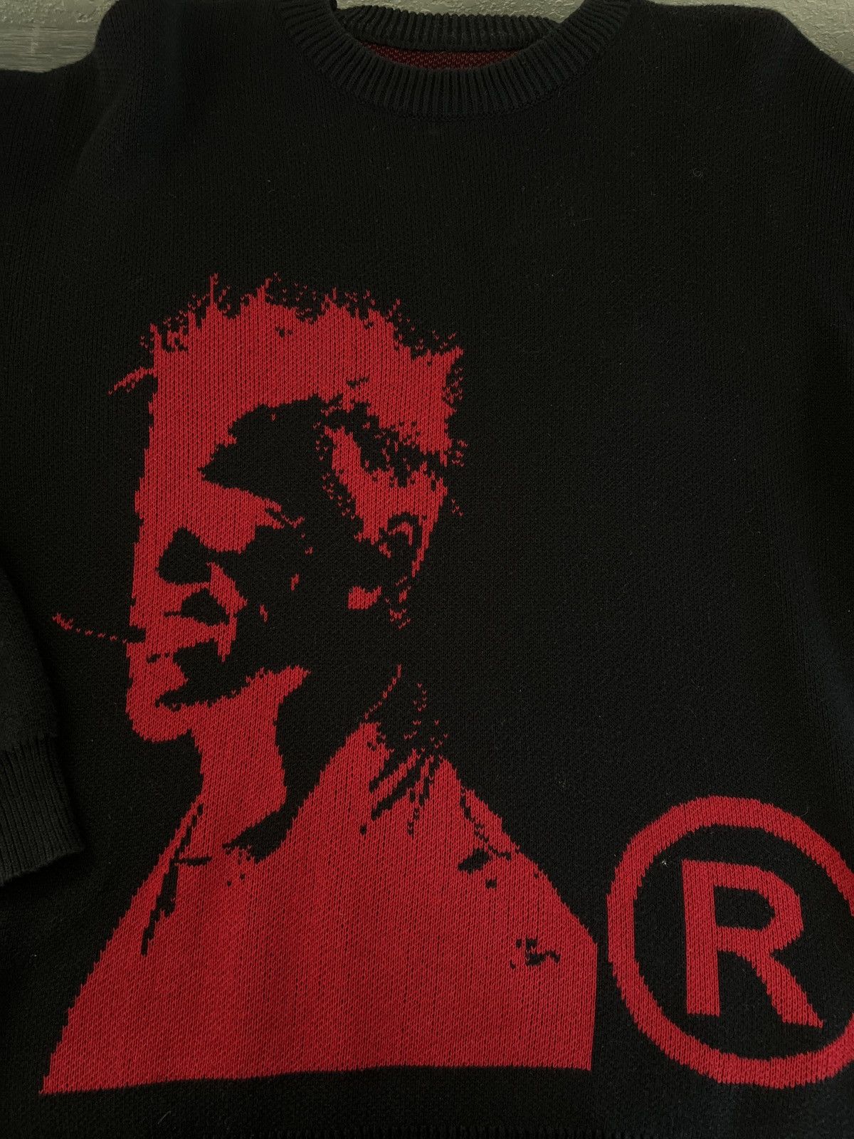 Joy Divizn Brad Pitt sweater