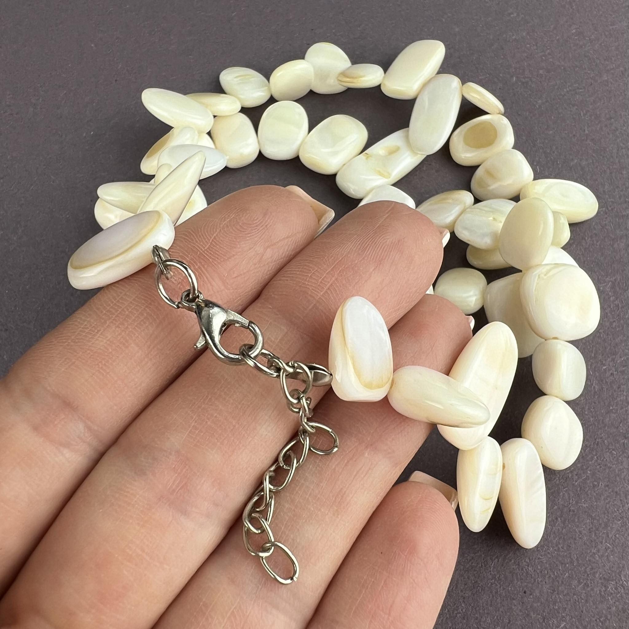 Vintage Vintage Necklace White Natural Pearl Nacre Shell Stone Size ONE SIZE - 6 Thumbnail