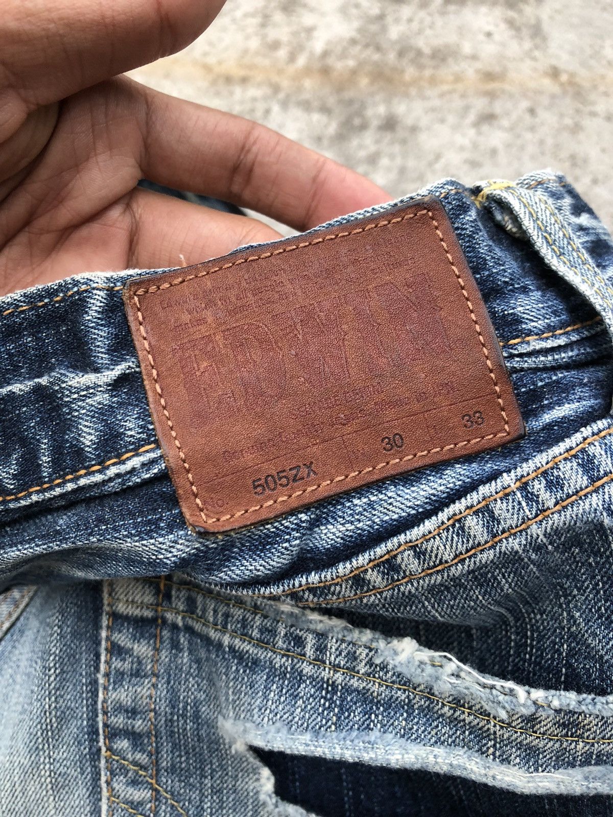 Edwin VINTAGE EDWIN SELVEDGE DISTRESSED DENIM Size US 30 / EU 46 - 7 Thumbnail