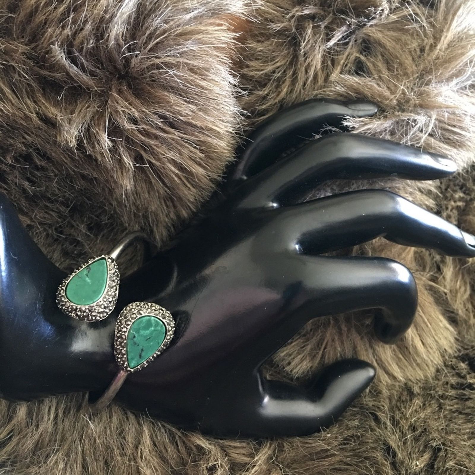 Jewelry Simulated malachite and marcasite clamp bracelet Size ONE SIZE - 2 Thumbnail