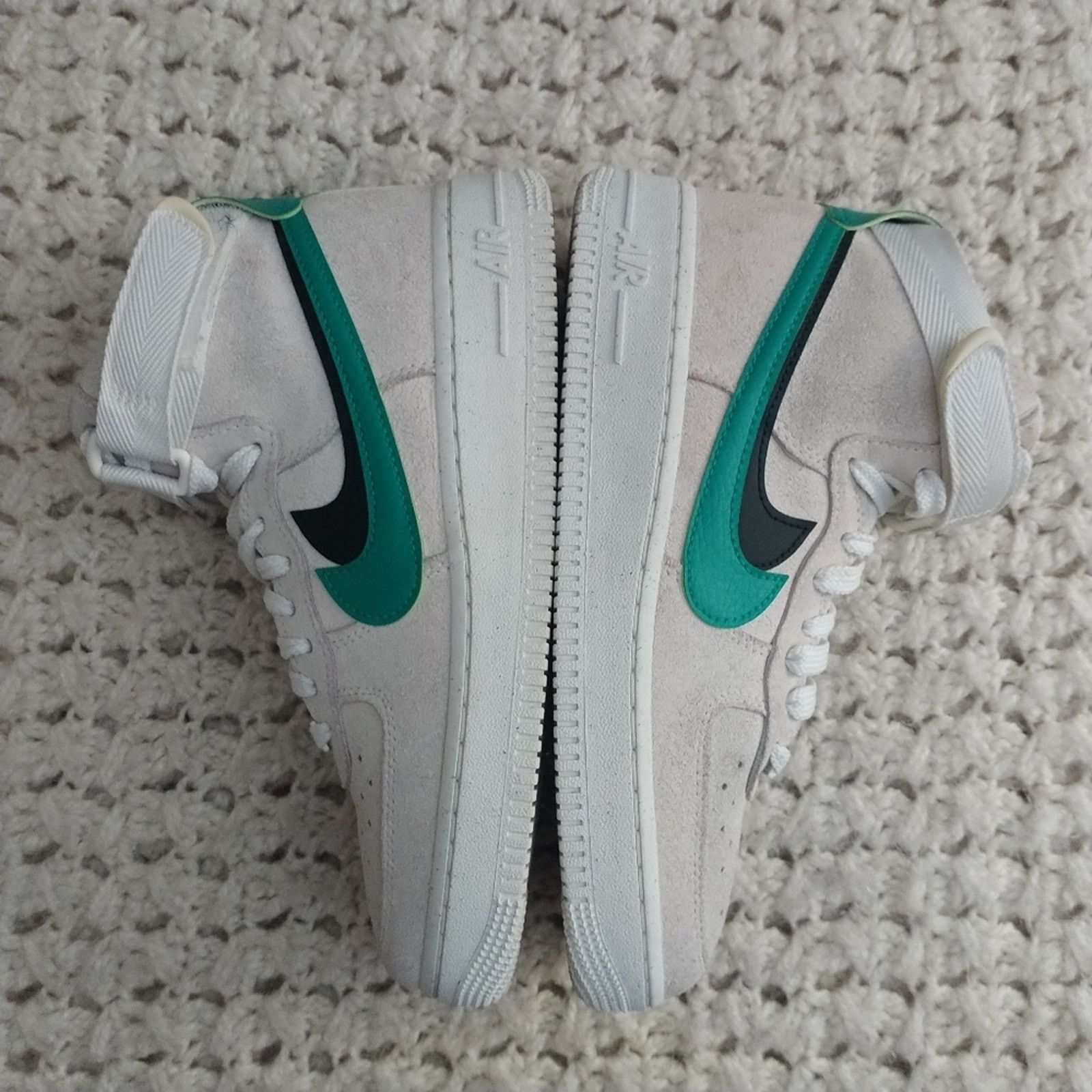 Nike Nike Air Force 1 High SE '82 - Neptune Green' women size 7 Size US 7 / IT 37 - 9 Thumbnail