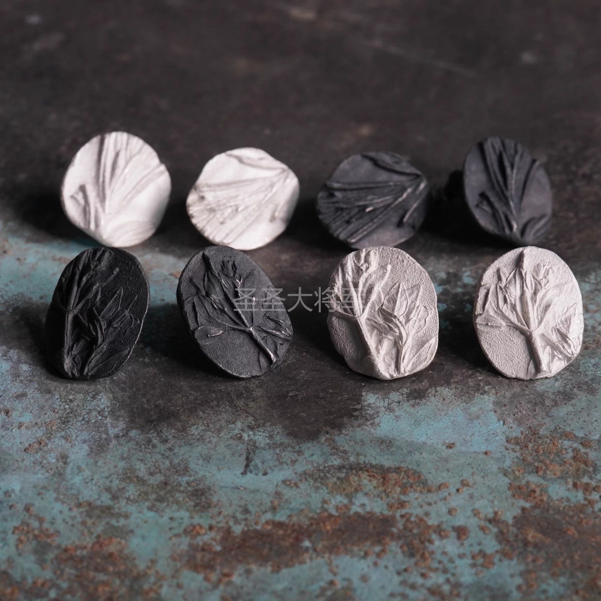 Uma Wang Detaj Uma Wang Herb Circular Silver White Earrings Size ONE SIZE - 2 Thumbnail