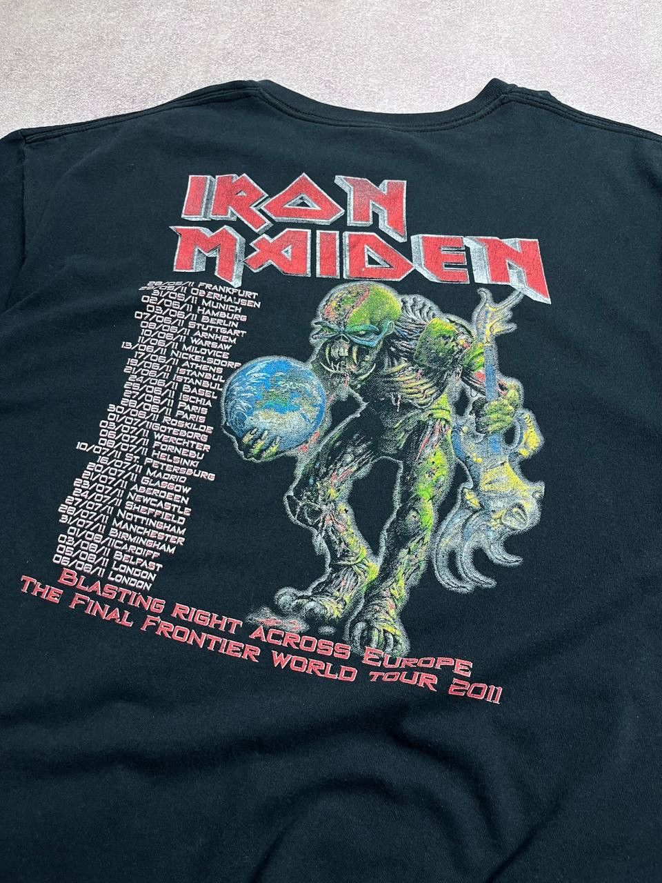 Band Tees × Iron Maiden × Vintage Vintage Iron Maiden The Final Frontier Boxy T-shirt Y2K XL Size US XL / EU 56 / 4 - 5 Thumbnail