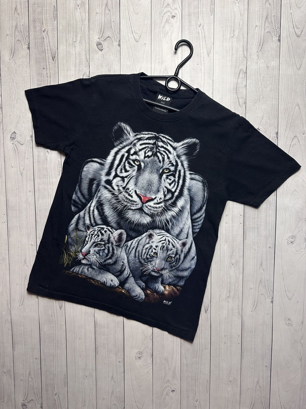 Vintage Wild copyright Tigers size M logo rare