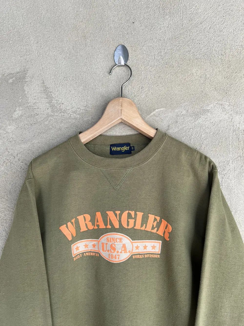 Vintage Vintage Wrangler Spell Out Sweatshirt Size US S / EU 44-46 / 1 - 3 Thumbnail