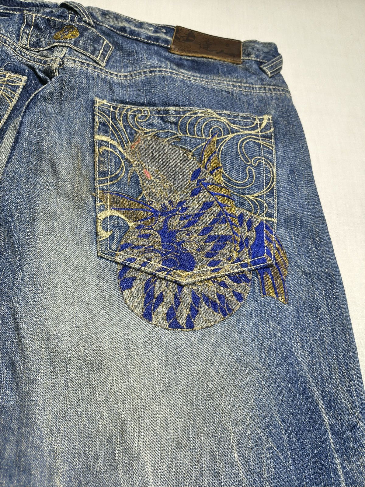 Japanese Brand Big Train Koi Fish Gold Embroidery y2k jeans (047) Size US 36 / EU 52 - 5 Thumbnail