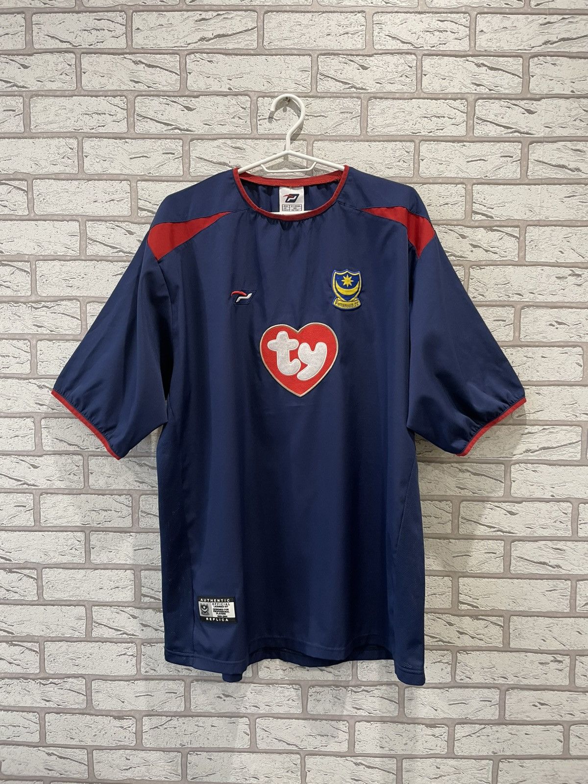 Vintage Portsmouth 2003 2004 2005 Away Football Shirt Soccer Jersey Size US XL / EU 56 / 4 - 11 Thumbnail