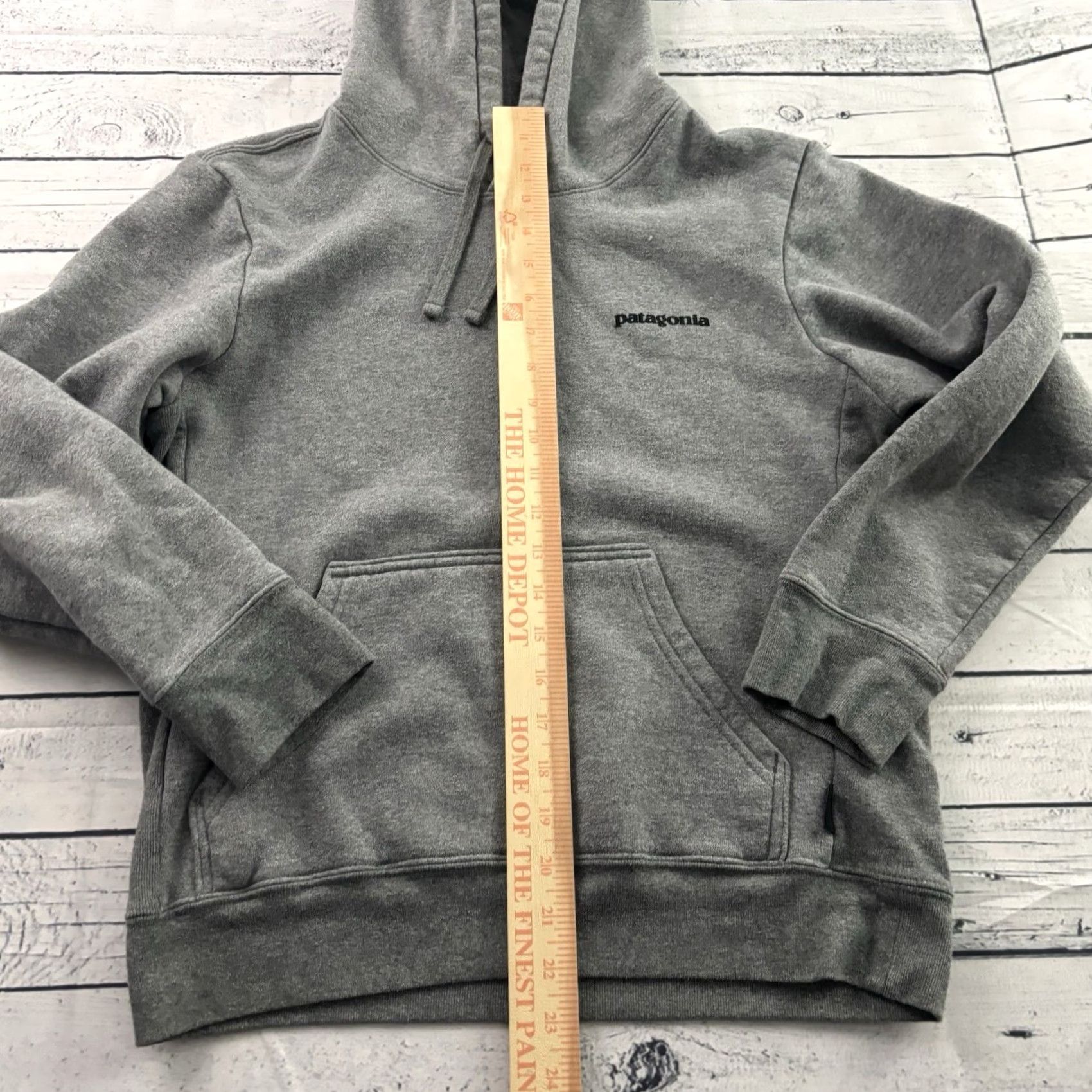 Patagonia Patagonia Pullover Hoodie Sweatshirt Hoodie Men 2XS XS Gray Pullover Patagonia Hoodie Gray 2XS XS Mens Womens Size XXS / US 00 / IT 34 - 3 Thumbnail