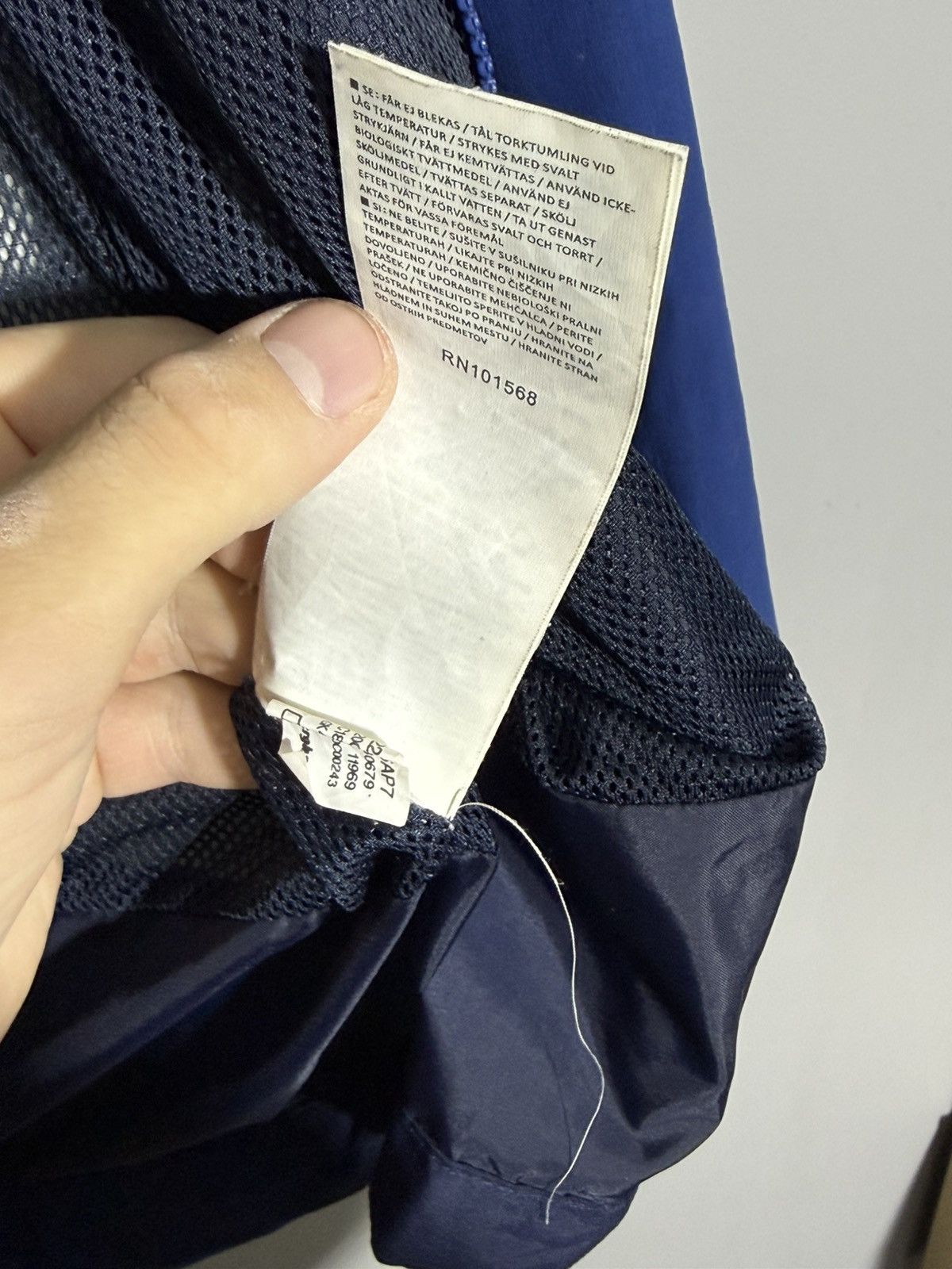 Berghaus Berghaus Gore-Tex Blue Jacket mens size S Size US S / EU 44-46 / 1 - 11 Thumbnail