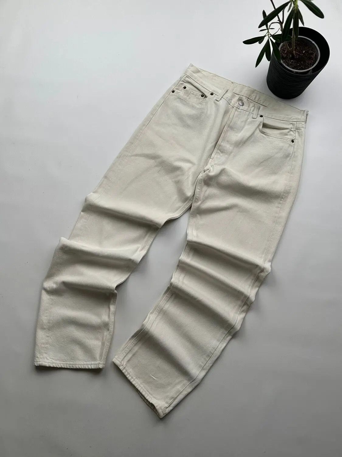 Levi's Levi’s Vintage Jeans (259) Size US 32 / EU 48 - 2 Thumbnail