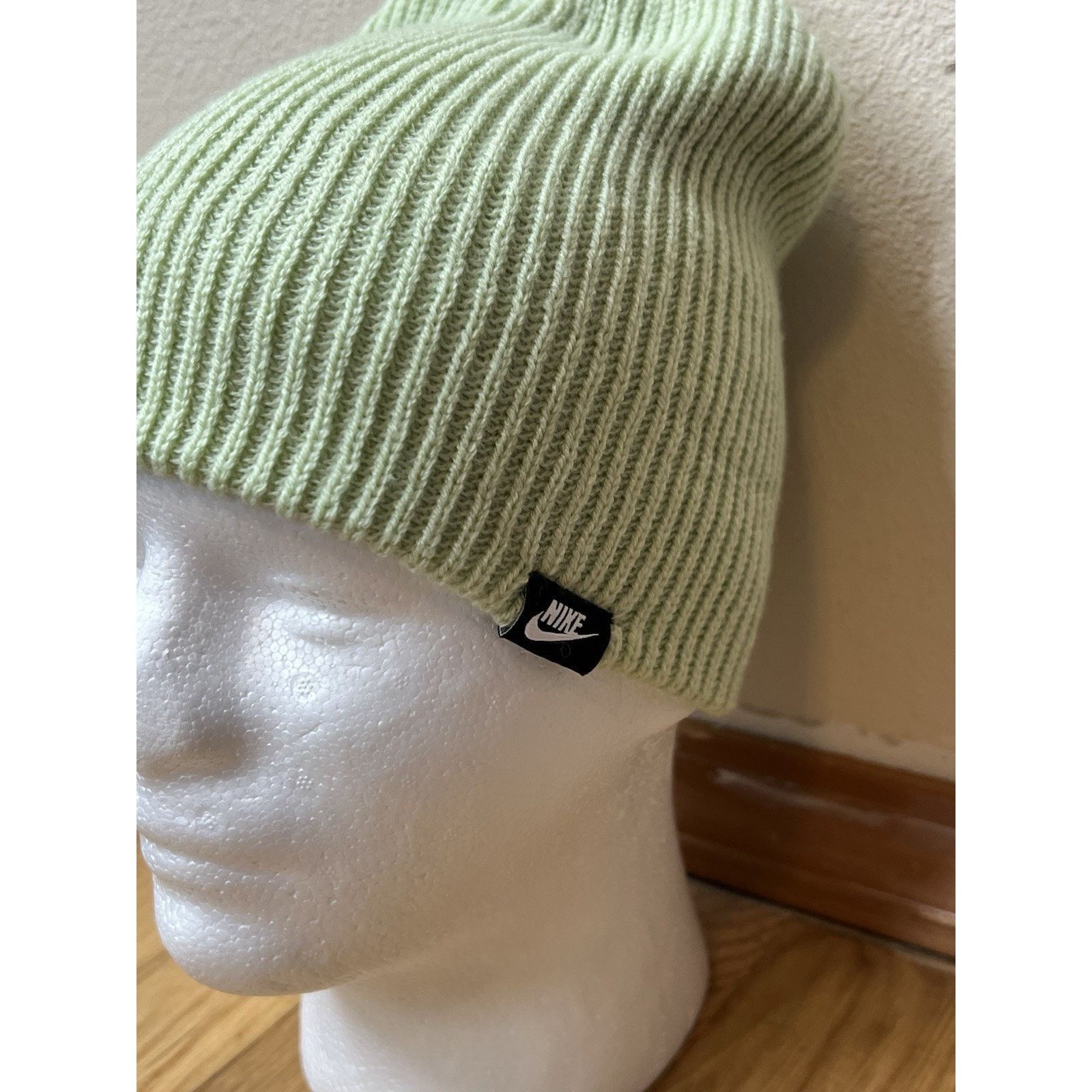 Nike Nike Light Green Beanie 1Size HF0175-371 Size ONE SIZE - 4 Thumbnail