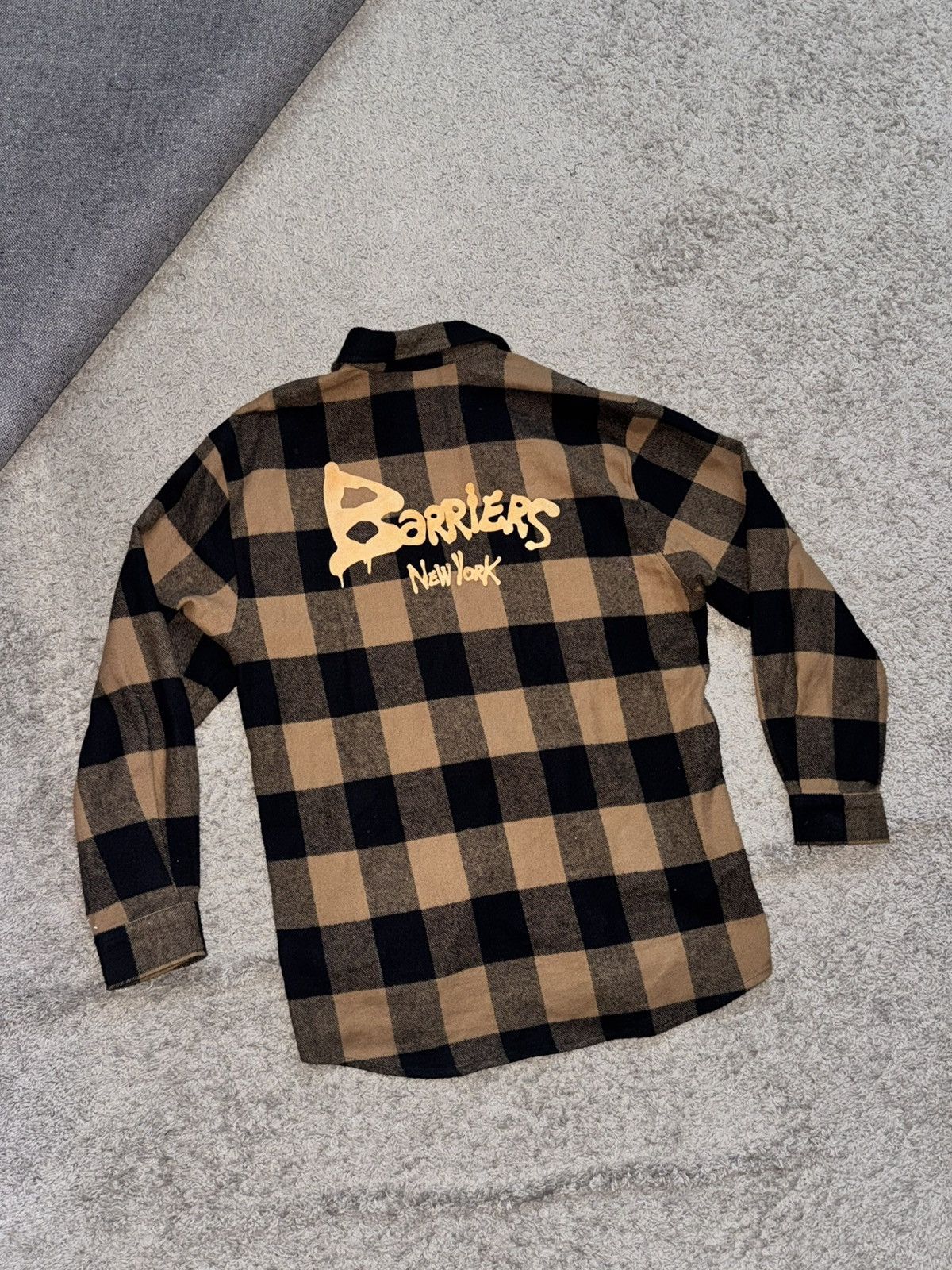 Barriers RARE 1st collection Barriers NY flannel Size US L / EU 52-54 / 3 - 1 Thumbnail