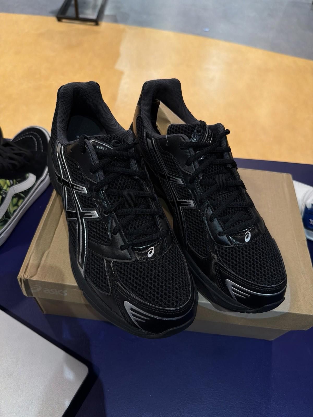 Asics ASICS Gel-1130 Black Pure Silver Men’s (8) 1201A906-001 NEW Size US 8 / EU 41 - 4 Thumbnail