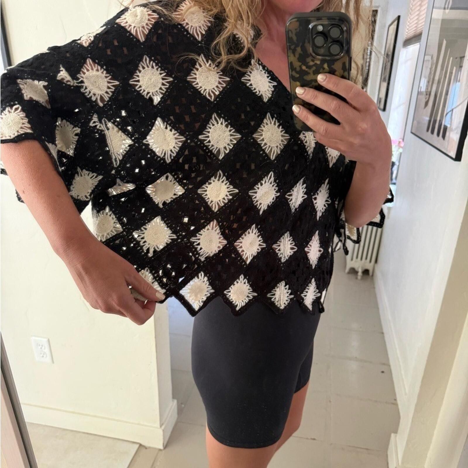 Free People NWOT Free People Beach Crochet Diamond Black Ivory XS/S Size S / US 4 / IT 40 - 6 Thumbnail