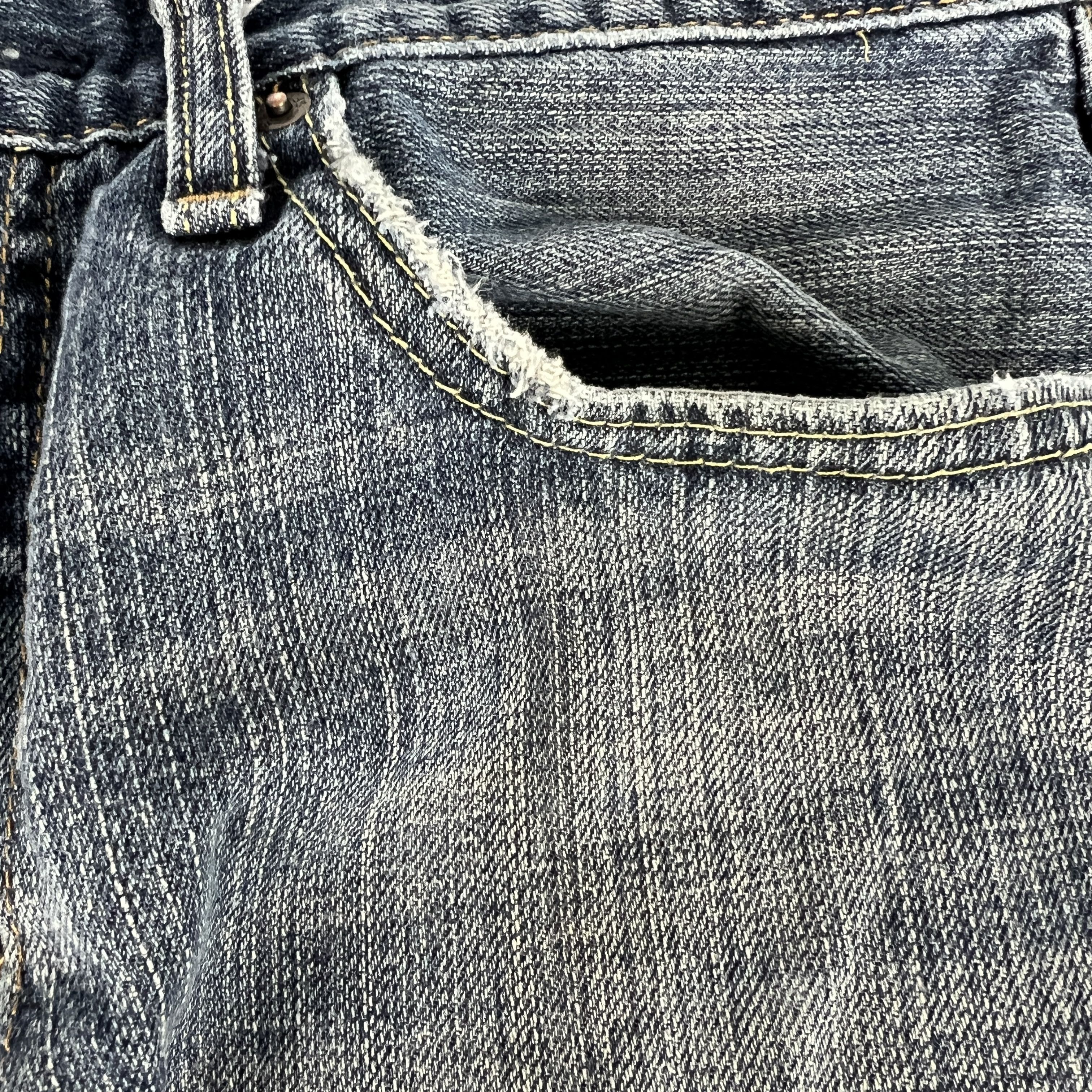 Levi's Levi's Jeans 559 Relaxed Fit Straight Leg Blue Faded Denim Size US 32 / EU 48 - 2 Thumbnail