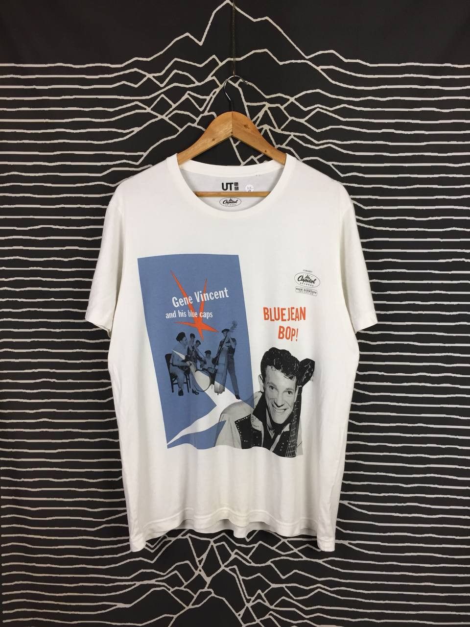 Band Tees Gene Vincent And His Blue Caps x Uniqlo Capitol Records Tee Size US XL / EU 56 / 4 - 2 Thumbnail