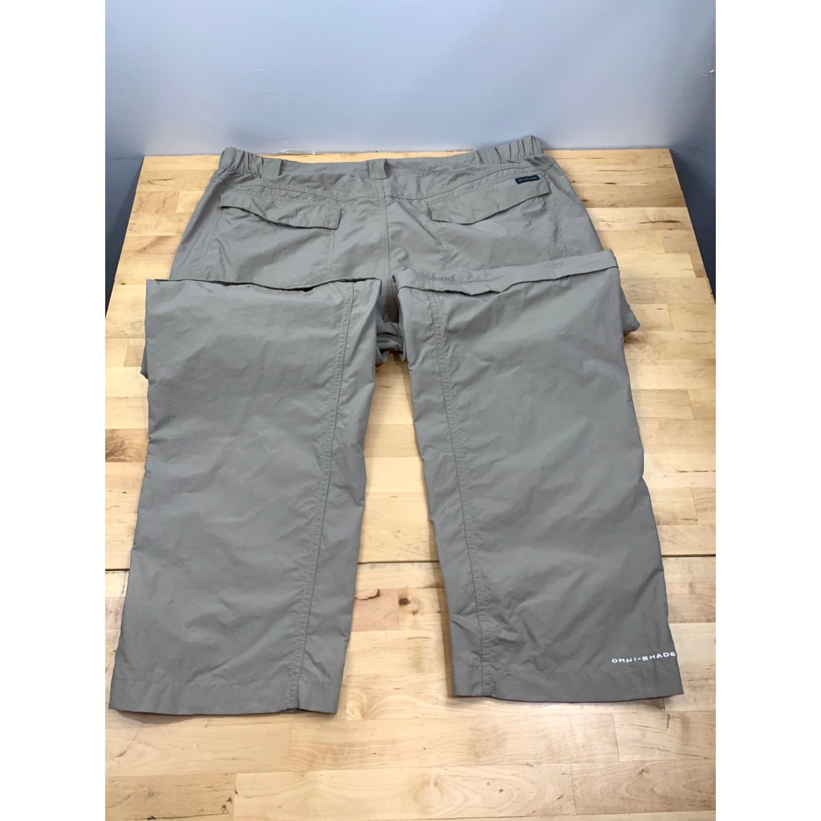 Vintage Columbia Pants/shorts Beige 40x30 Regular Men Inseam 30 Convertible Cargo Ankle Outdoor Hiking 4049 Size US 40 / EU 56 - 4 Thumbnail