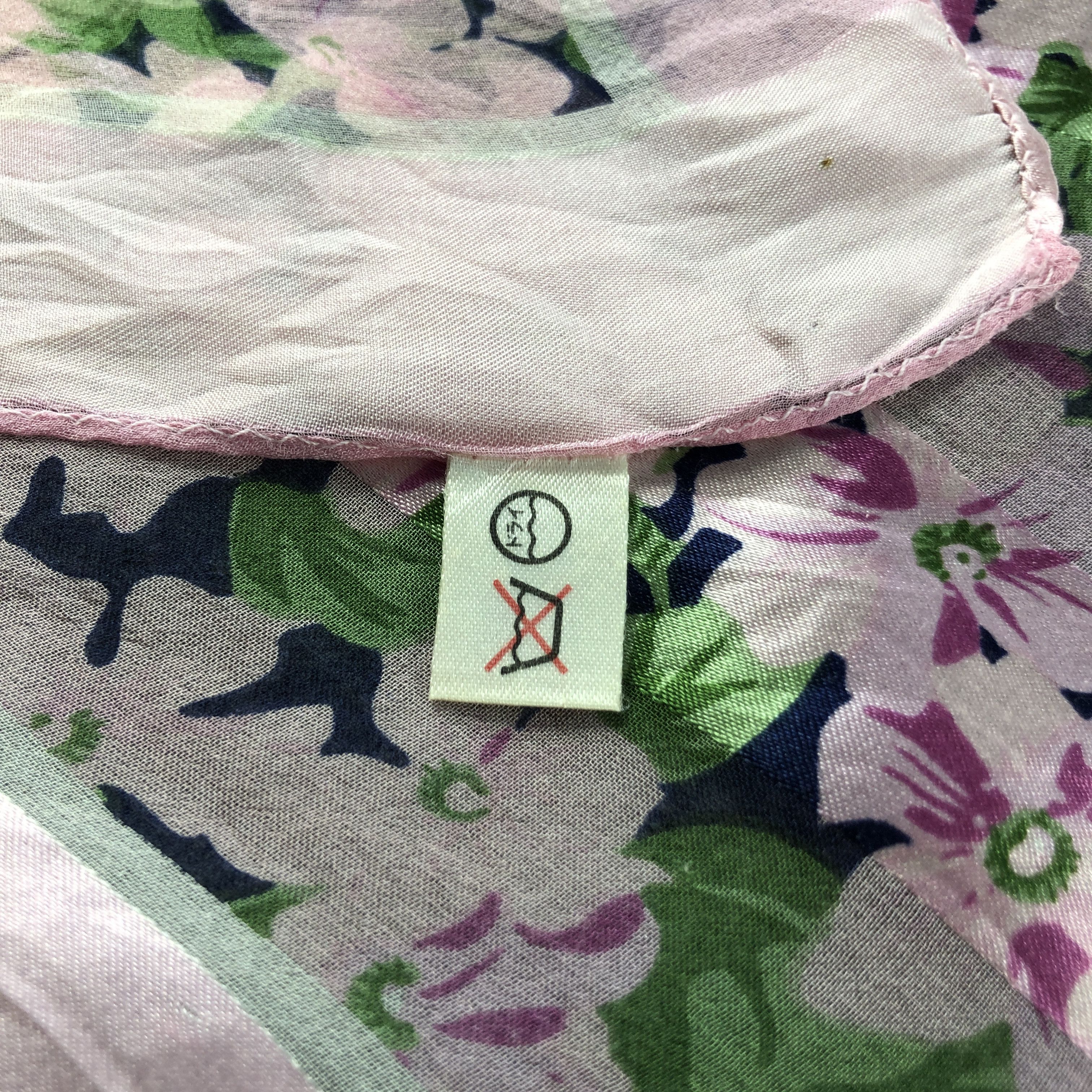 Yves Saint Laurent Yves Saint Laurent Floral Silk Scarf M1266 Size ONE SIZE - 6 Thumbnail