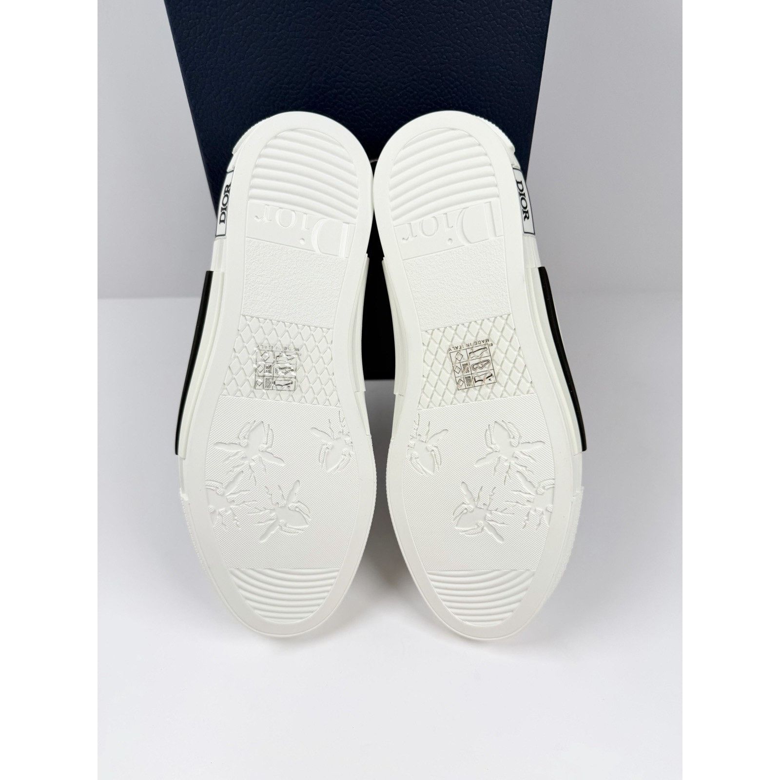 Dior Size 41EU/8US - Dior Slip On Black White Sneakers NEW! Size US 8 / EU 41 - 7 Thumbnail