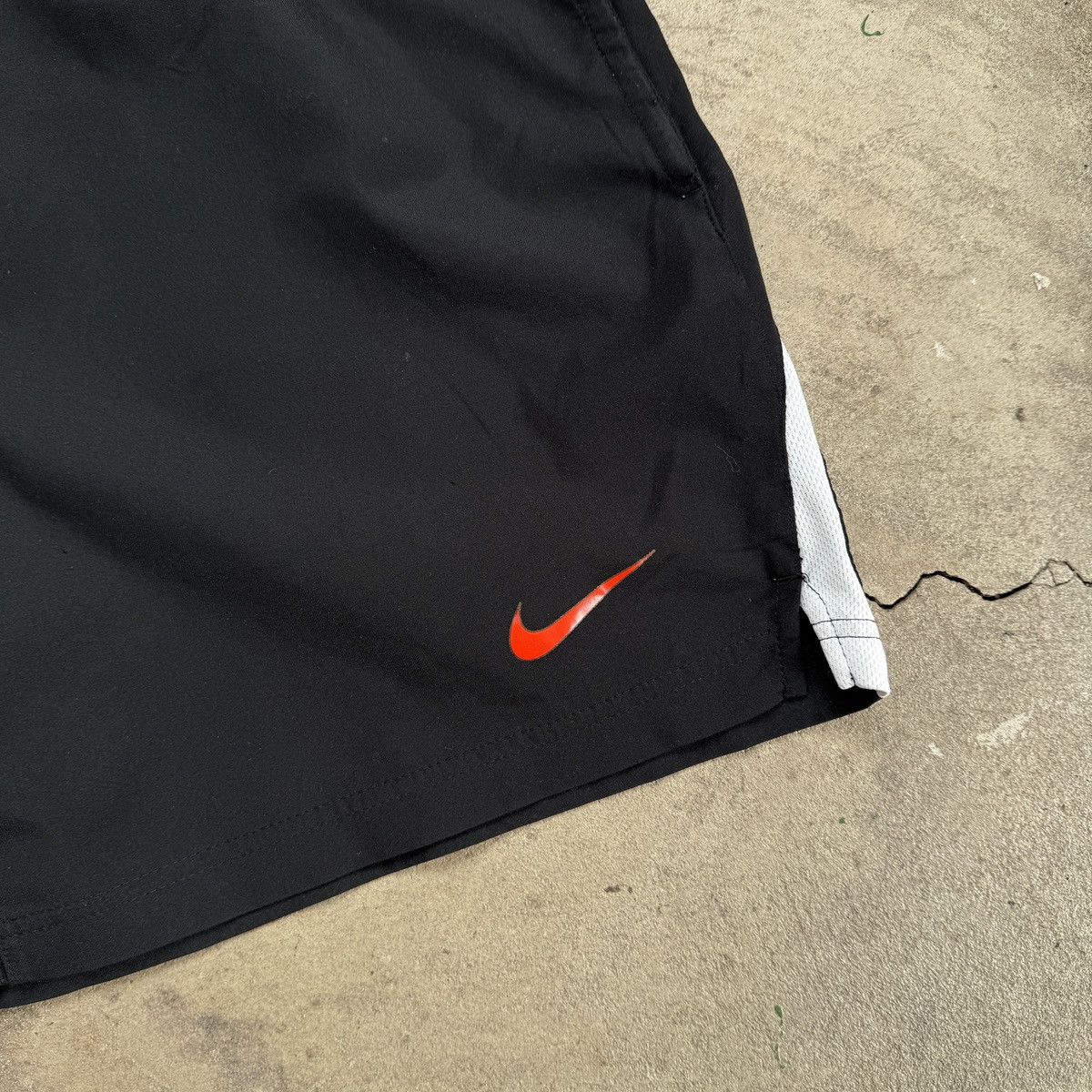 Nike × Vintage Vintage Nike Total 90 Shorts Size US 34 / EU 50 - 2 Thumbnail