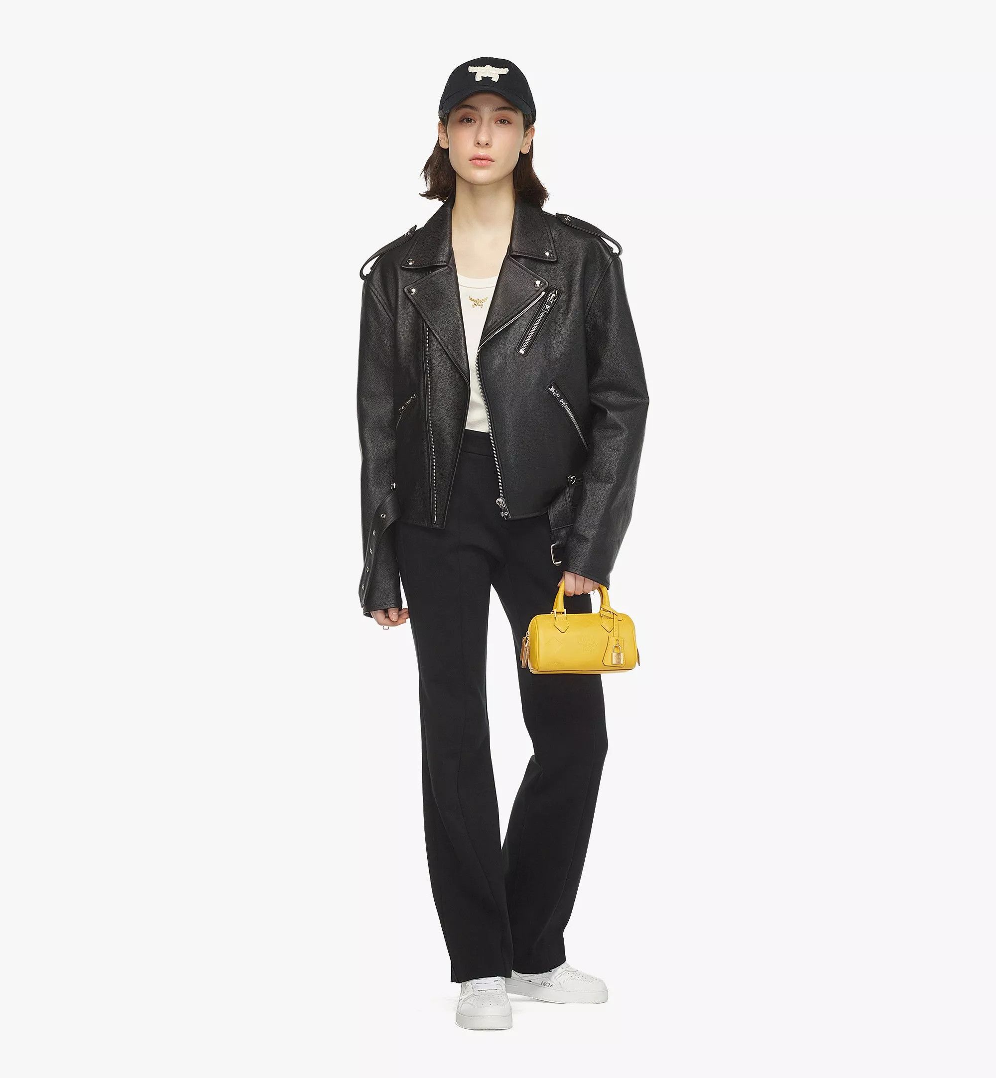 MCM o1mt1gz1224 Size: OS / Boston Small Bag in Yellow Size ONE SIZE - 6 Thumbnail