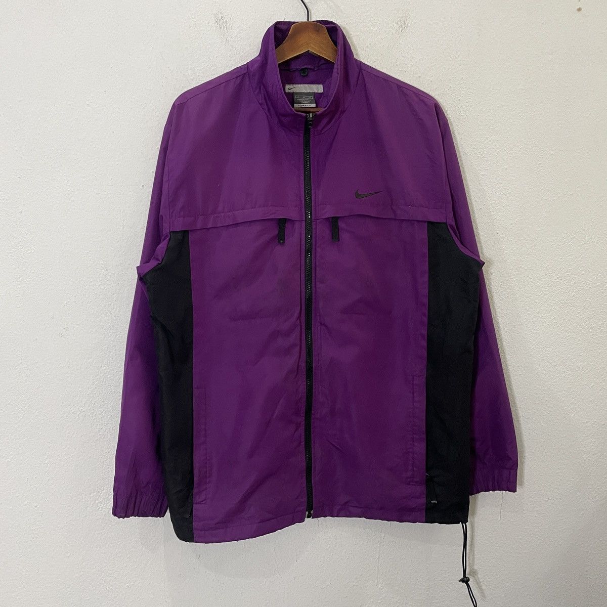 Nike Vintage Nike Embroidery Small Logo Track Jacket Size US L / EU 52-54 / 3 - 1 Thumbnail