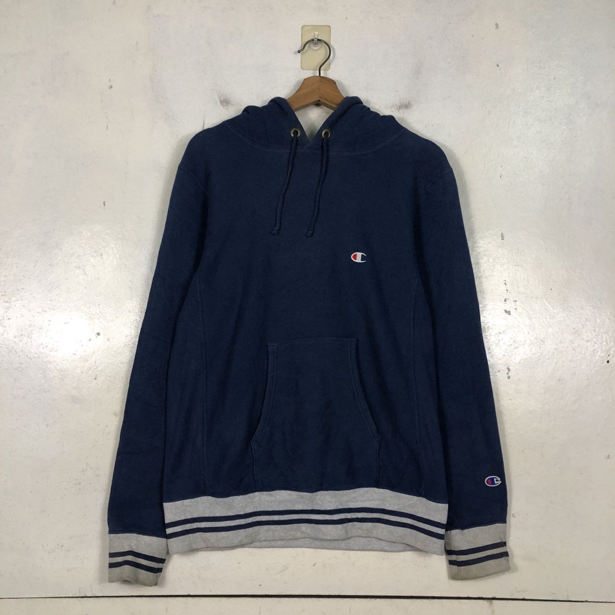 Vintage 📌Vintage Hoodie Pull Over Champion Reverse Wave Size US M / EU 48-50 / 2 - 13 Thumbnail