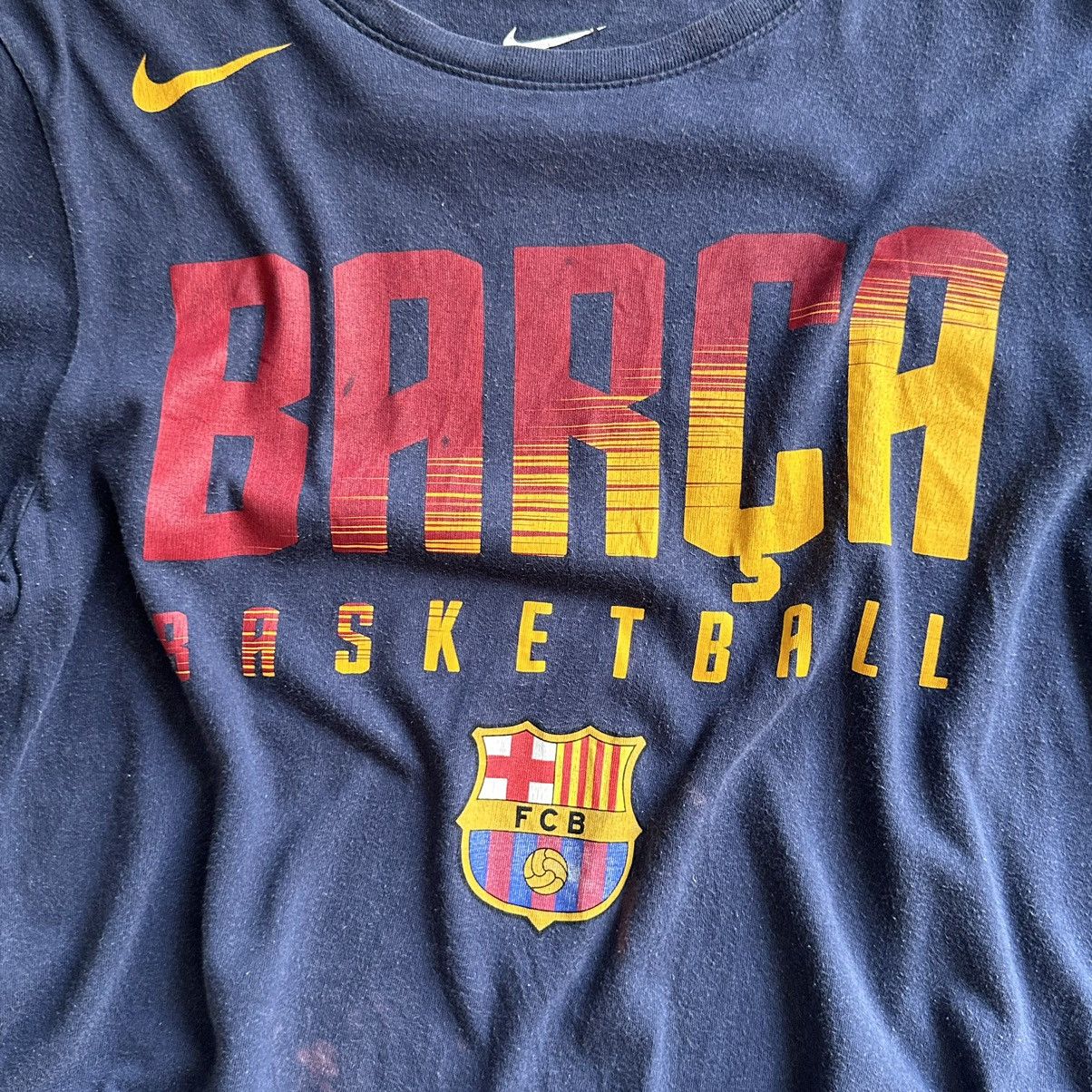 Nike × Vintage Vintage Nike Barca Basketball T-shirts Big Logo Distressed Size US S / EU 44-46 / 1 - 10 Thumbnail