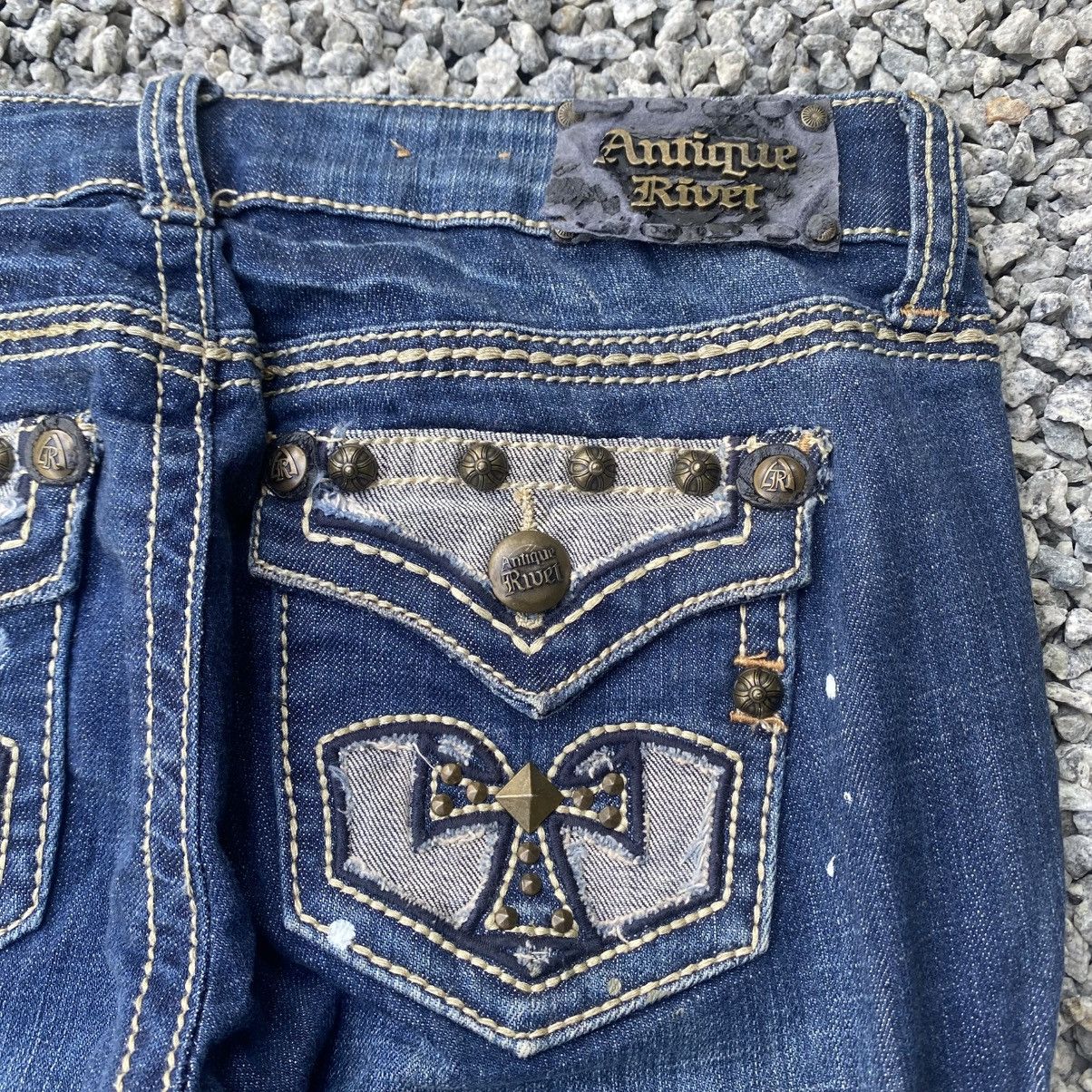 Seditionaries ANTIQUE RIVET STUDDED CROSS CH INSPIRED JEANS Size US 28 / EU 44 - 10 Thumbnail
