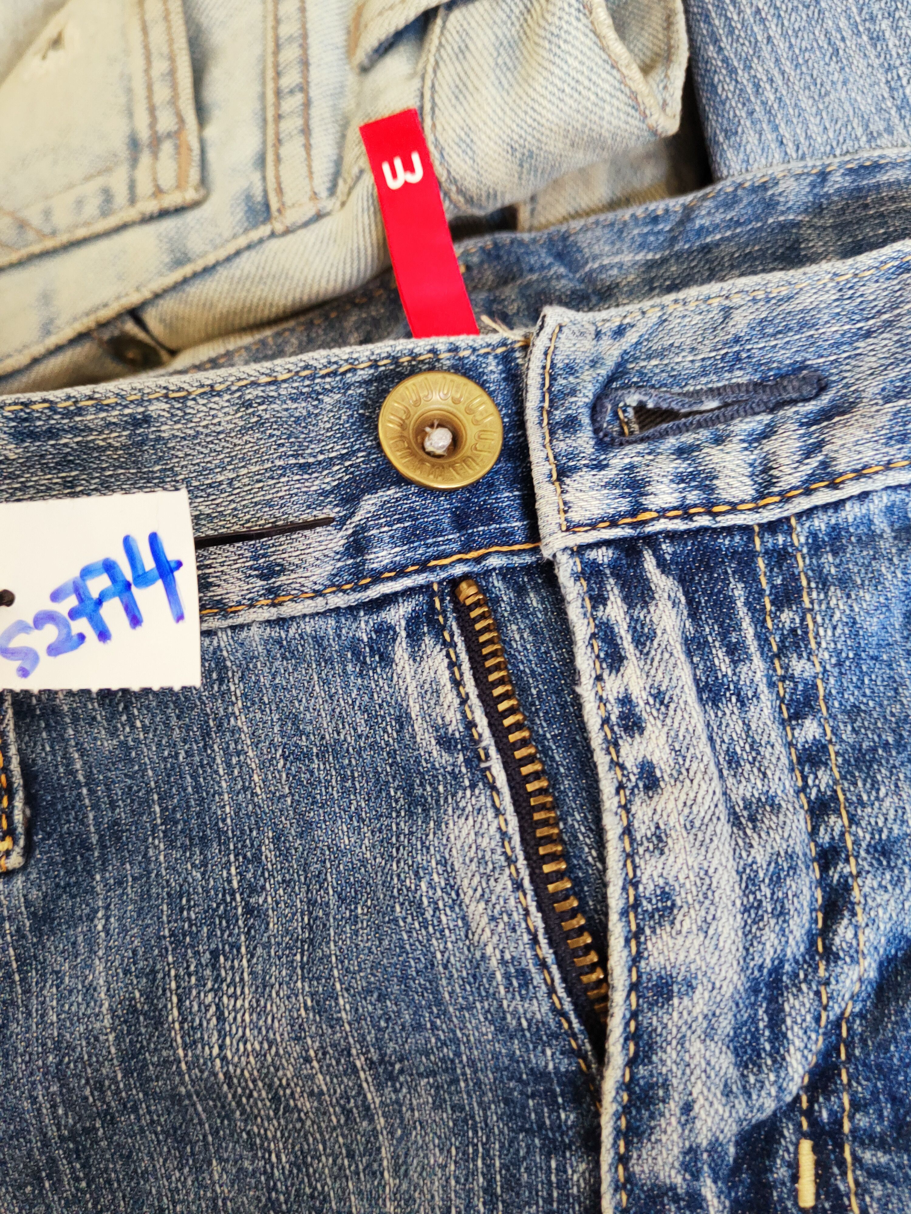 Japanese Brand Uniqlo Blue Faded Distressed Ripped Jeans #S2774 Size US 34 / EU 50 - 15 Thumbnail