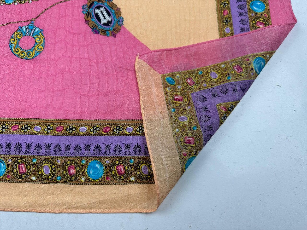 Versace gianni versace handkerchief bandana tc44 Size ONE SIZE - 6 Thumbnail