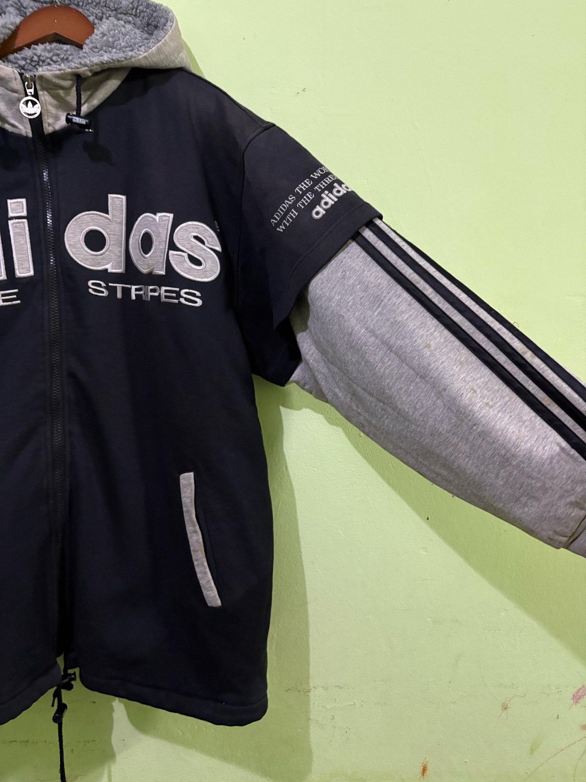 Adidas Vintage Adidas Hoodies Big Logo Design Black Gray Design Size US M / EU 48-50 / 2 - 3 Thumbnail
