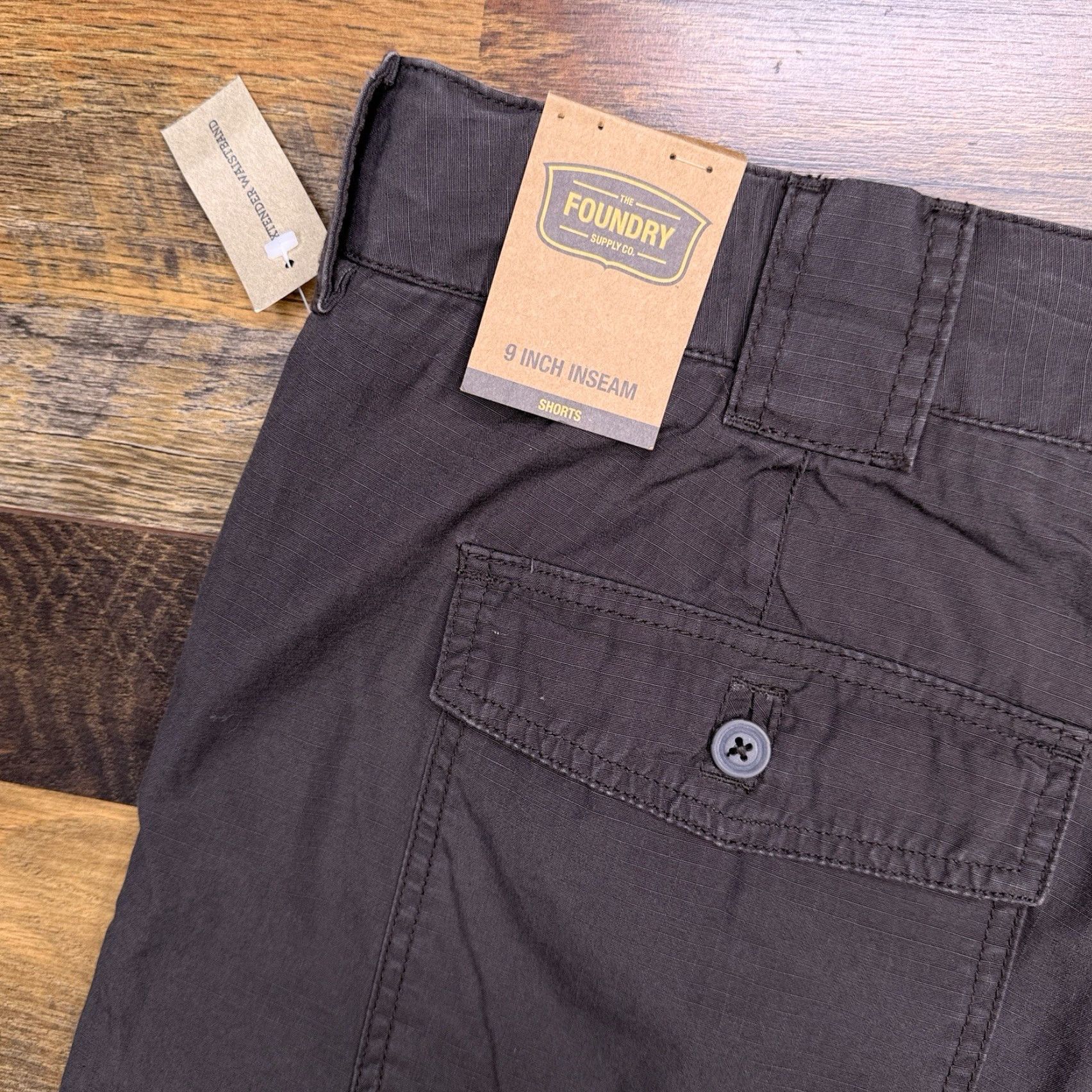 Vintage Foundry Cargo Shorts Mens 48 Gray Regular Waistband Extender New Size US 32 / EU 48 - 7 Thumbnail