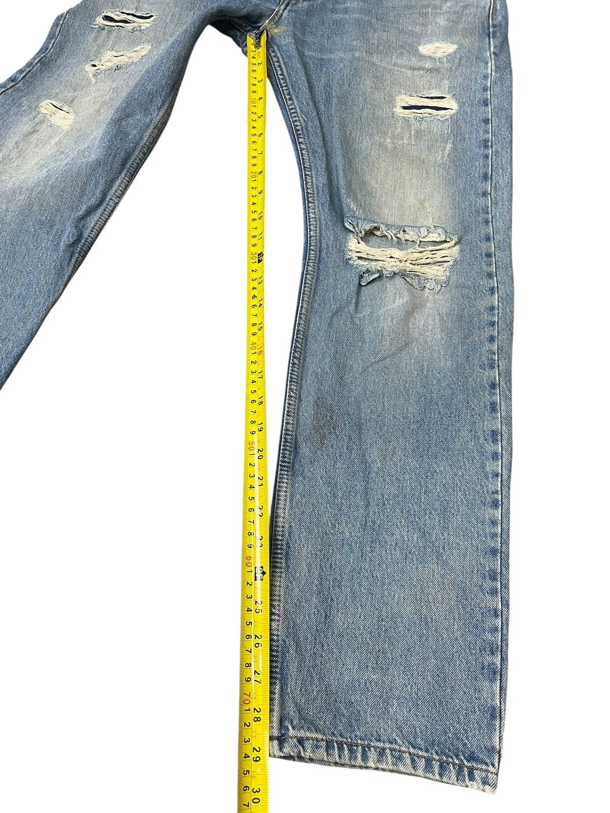 Levi's Vintage Levi’s 502 Distressed Jeans Size US 33 - 11 Thumbnail