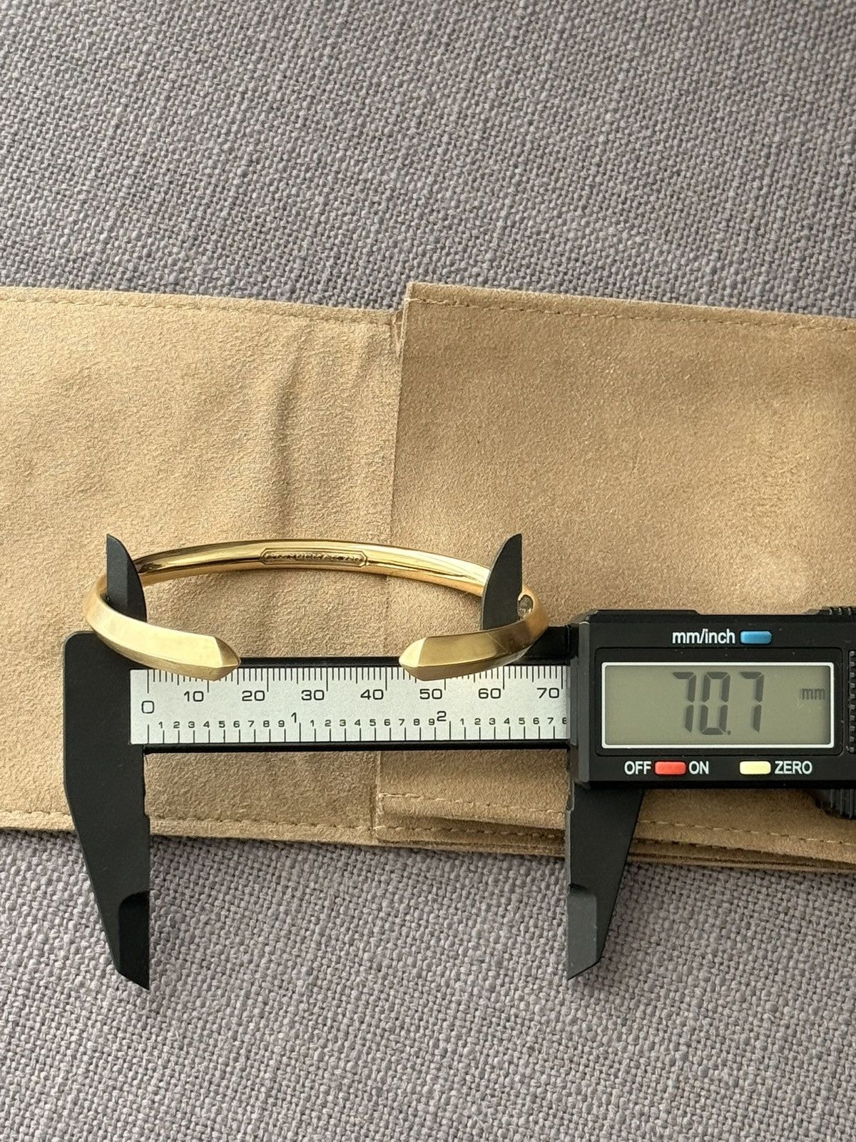 David Yurman Rare David Yurman Roman Cuff Bracelet Bangle 18K Solid Gold Size ONE SIZE - 18 Thumbnail