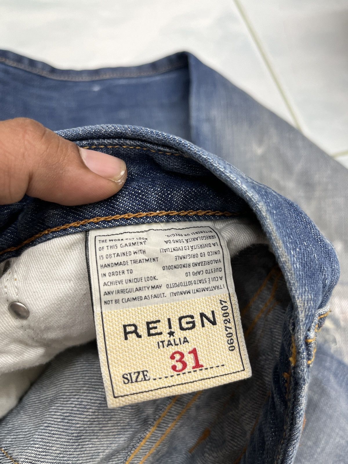 Other 🔥🔥🔥STEALS REIGN ITALIA DISTRESSED DENIM Size US 31 - 18 Thumbnail