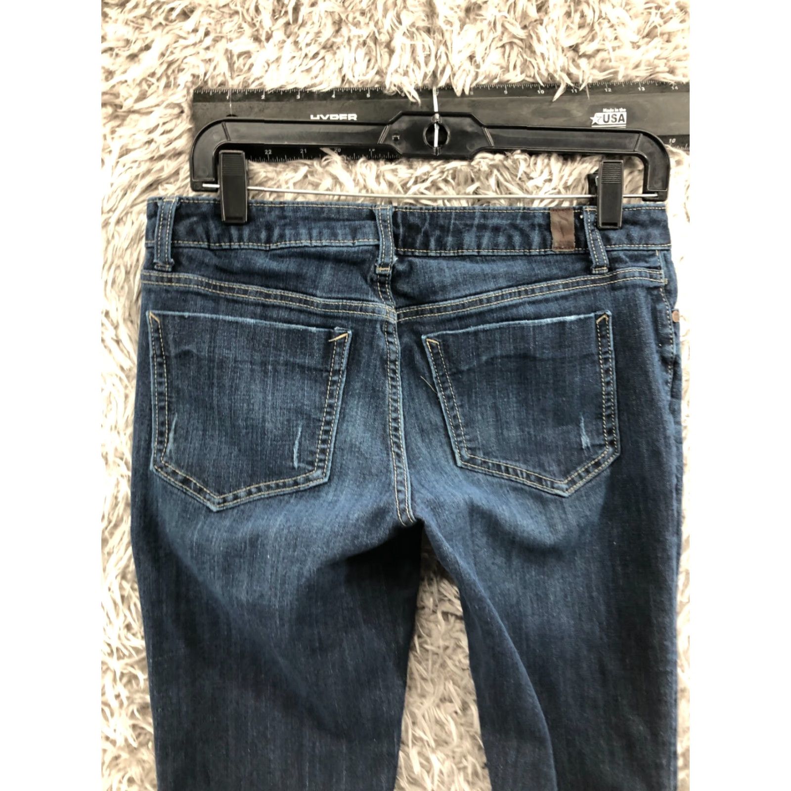 Vera Wang Vera Wang Capri Jeans Size 4 Womens Medium Wash Blue Capri Jeans Womens Medium Blue 5-Pocket Design Size 27" / US 4 / IT 40 - 7 Thumbnail
